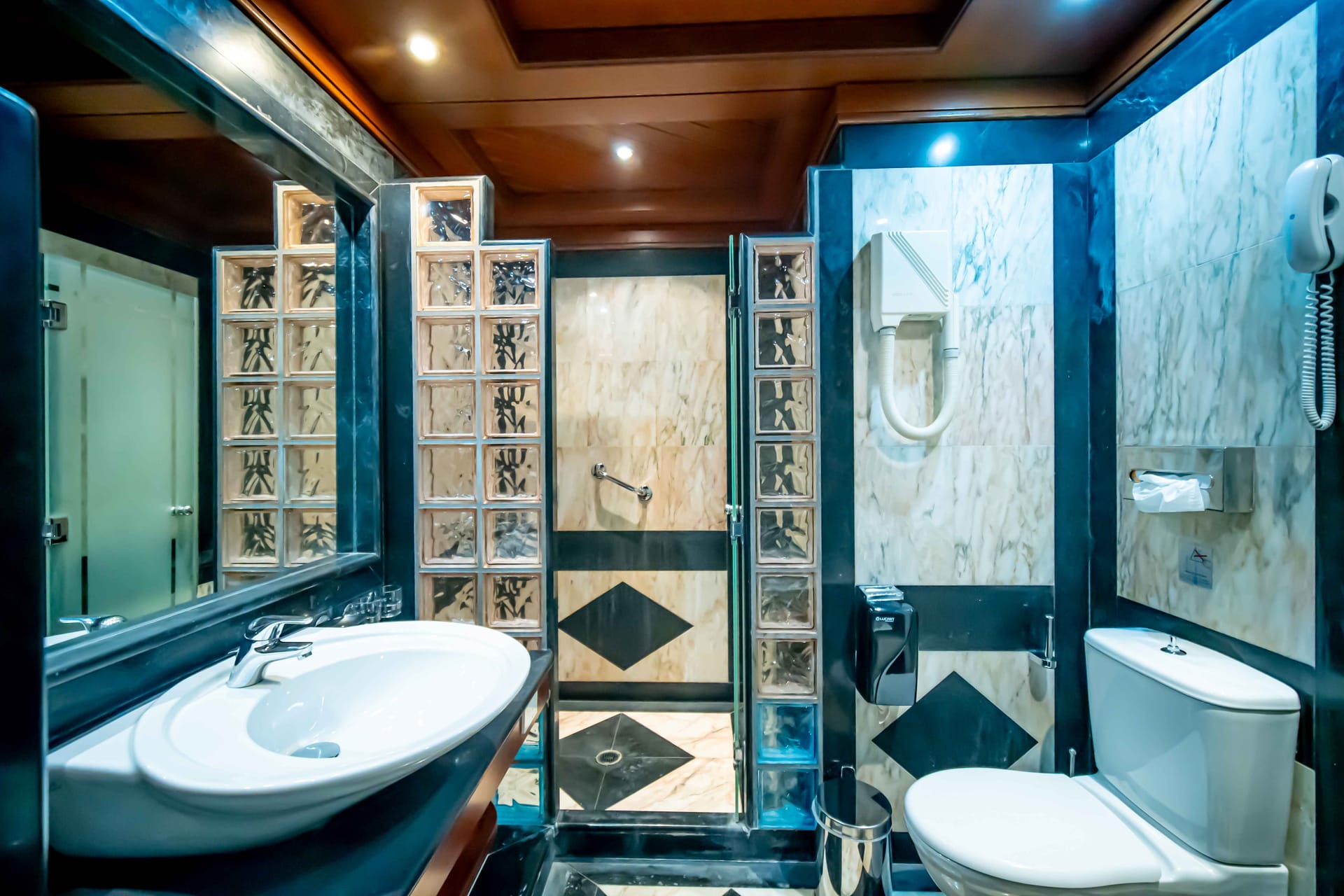 Superior Junior Suite Garden View