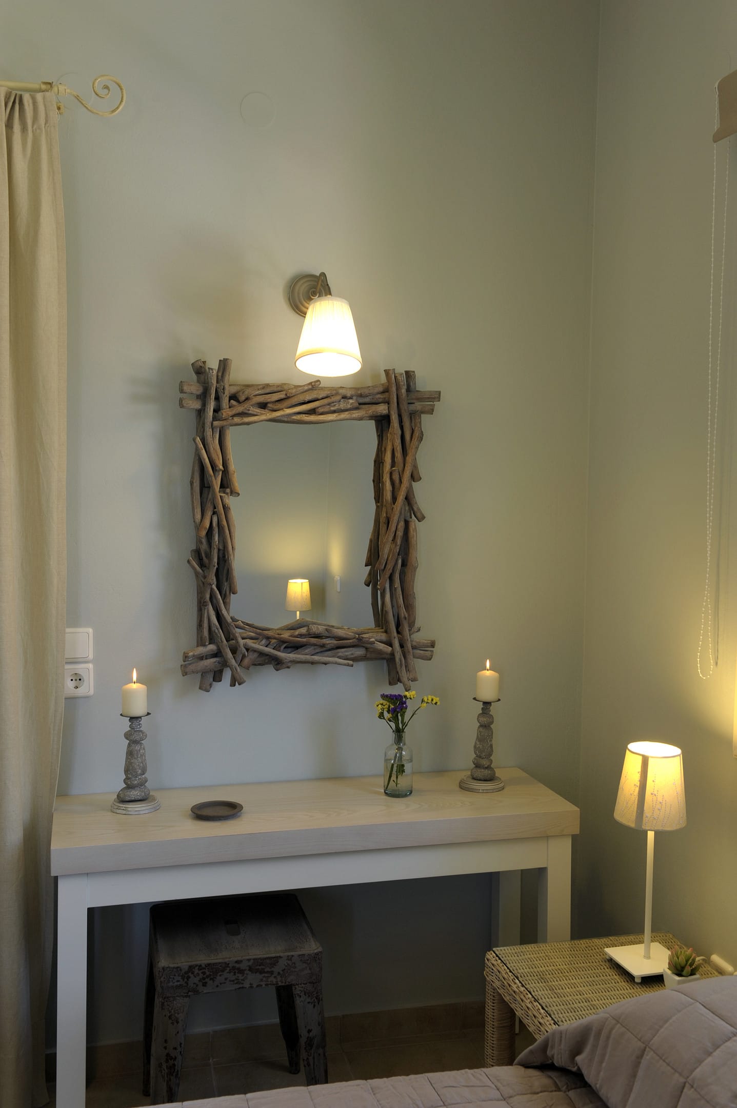 5-7 FIRST FLOOR PRIVATE VERANDA SIDE SEA VIEW