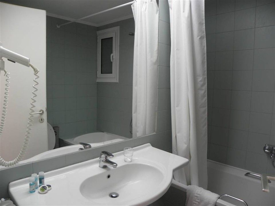 Mountain View Room