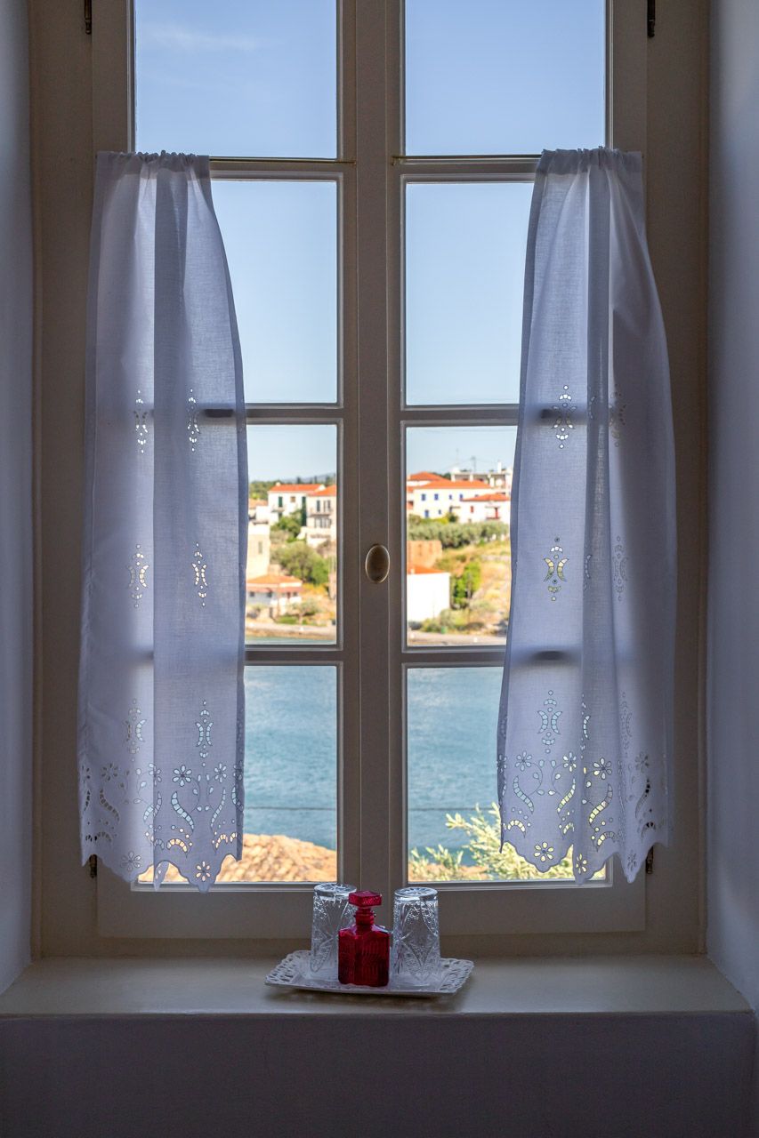 Athina J. Suite Sea View