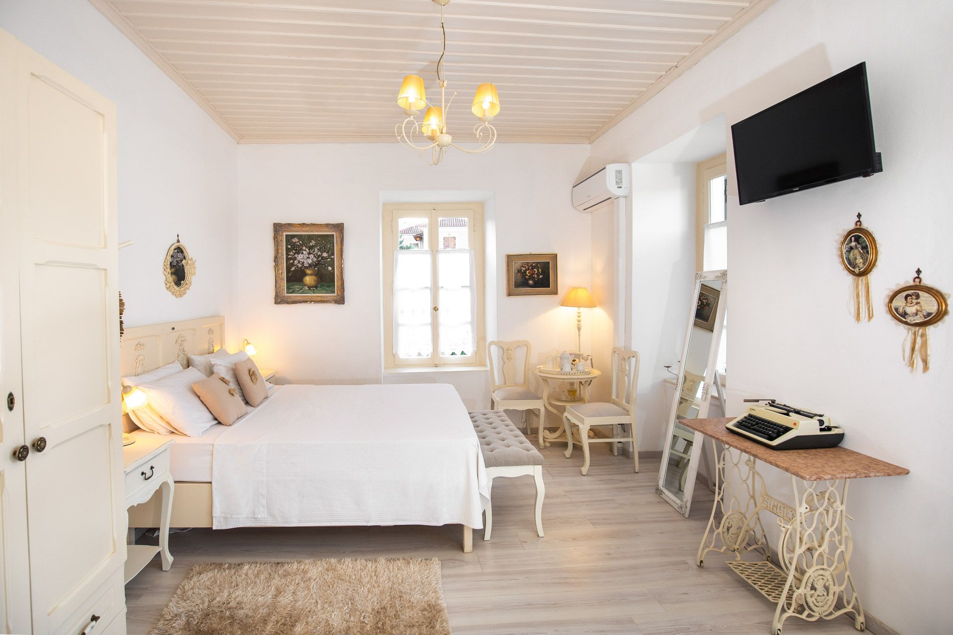 Erato J.Suite Sea View