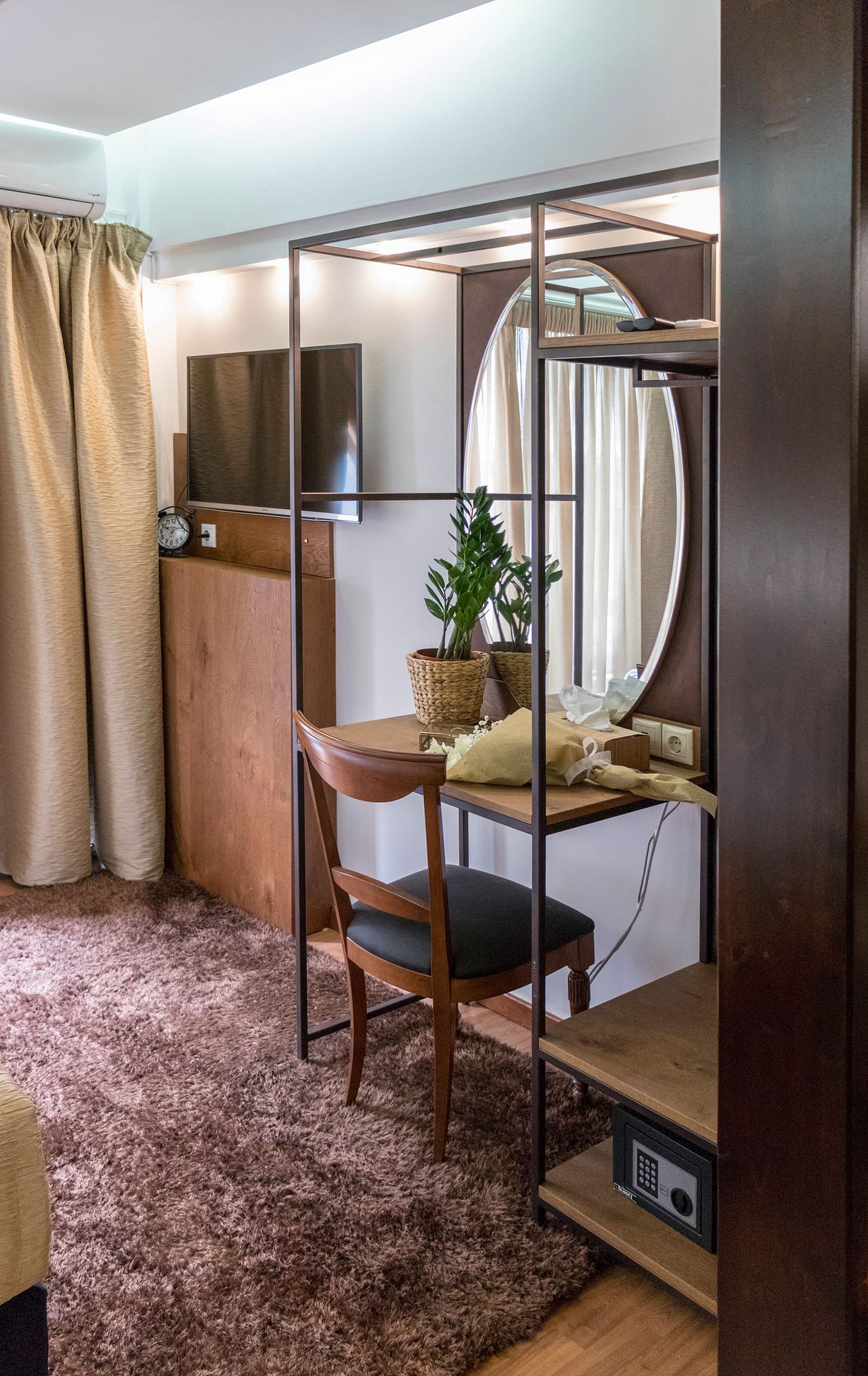 Elegant Apartment
