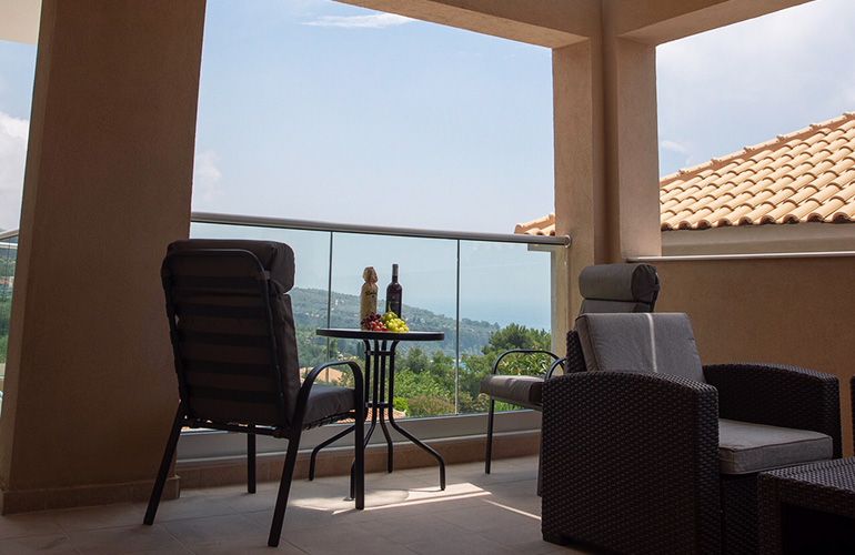 Studio with sea view