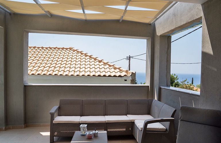 Studio with sea view