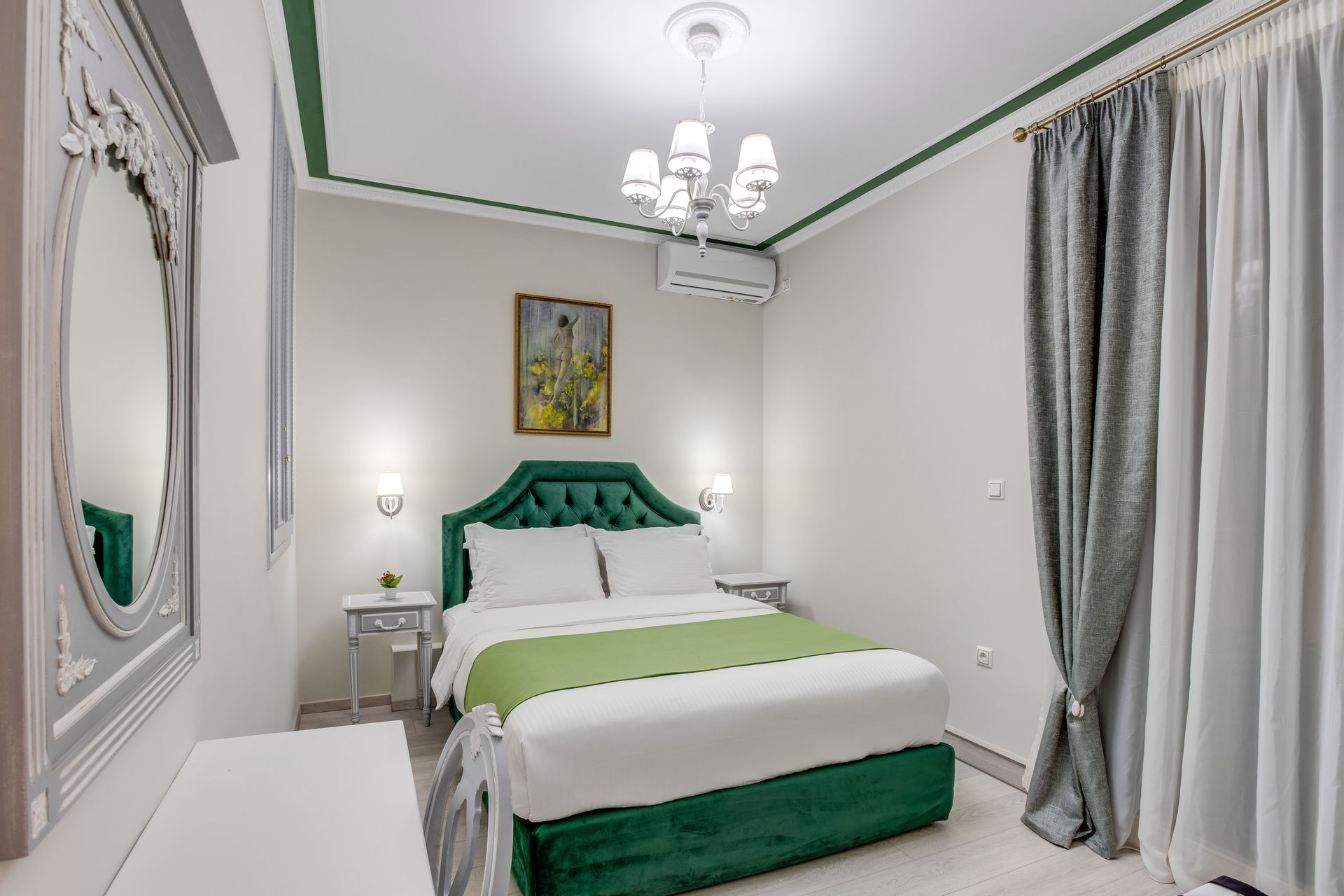 Divine Suite with Terrace