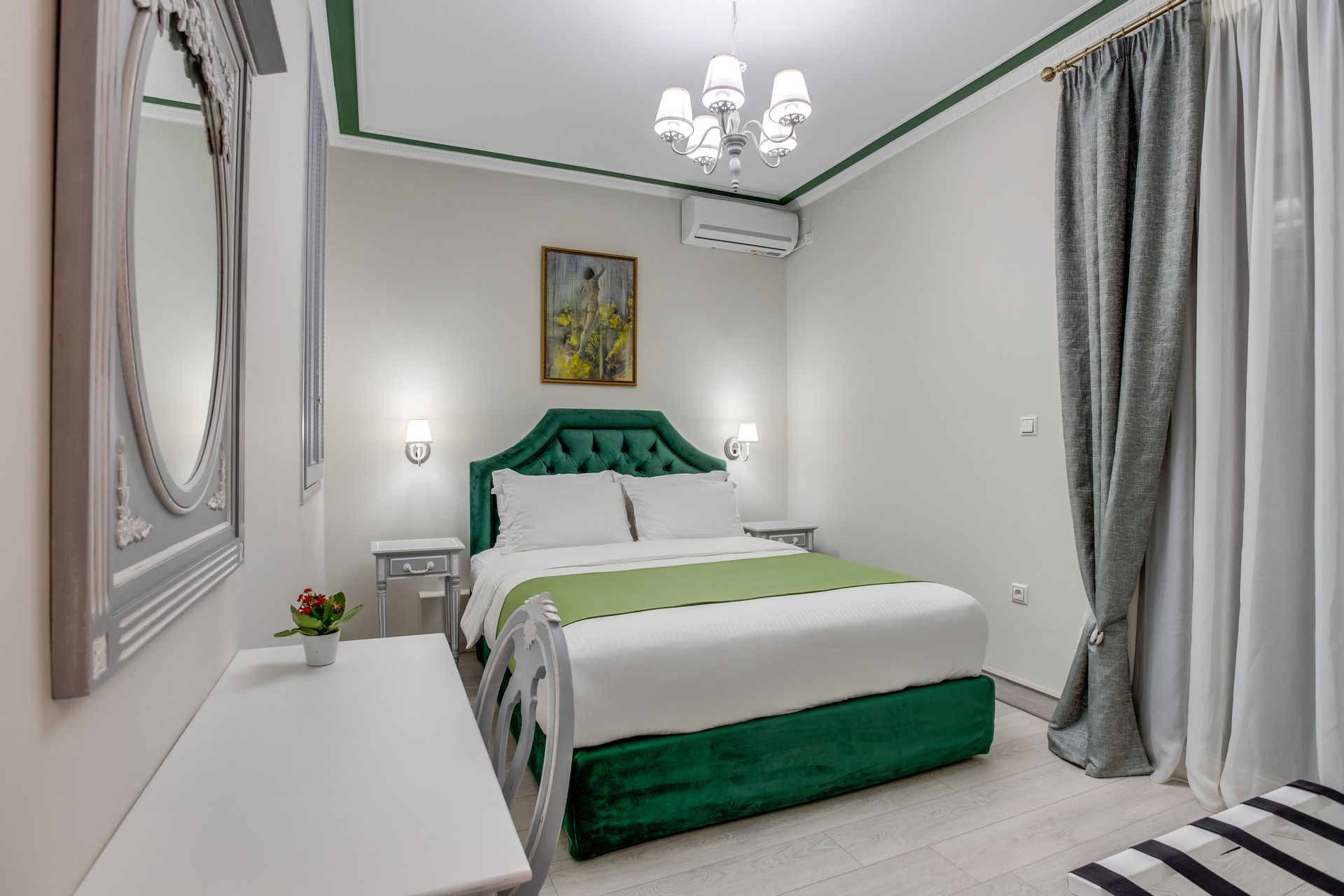 Divine Suite with Terrace