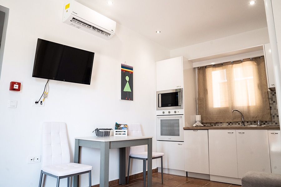 2 Bedrooms Apartment