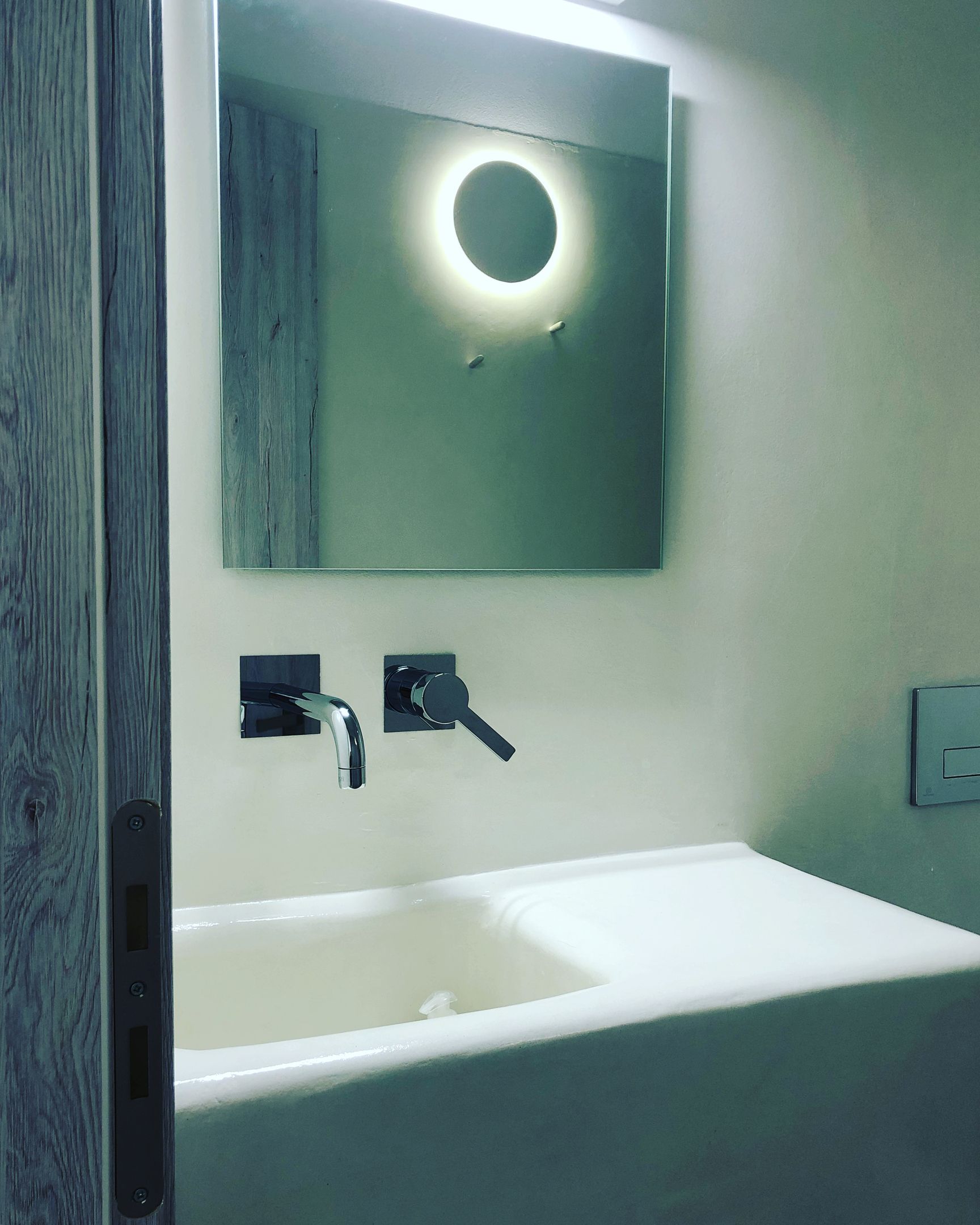 Deluxe Balcony Room