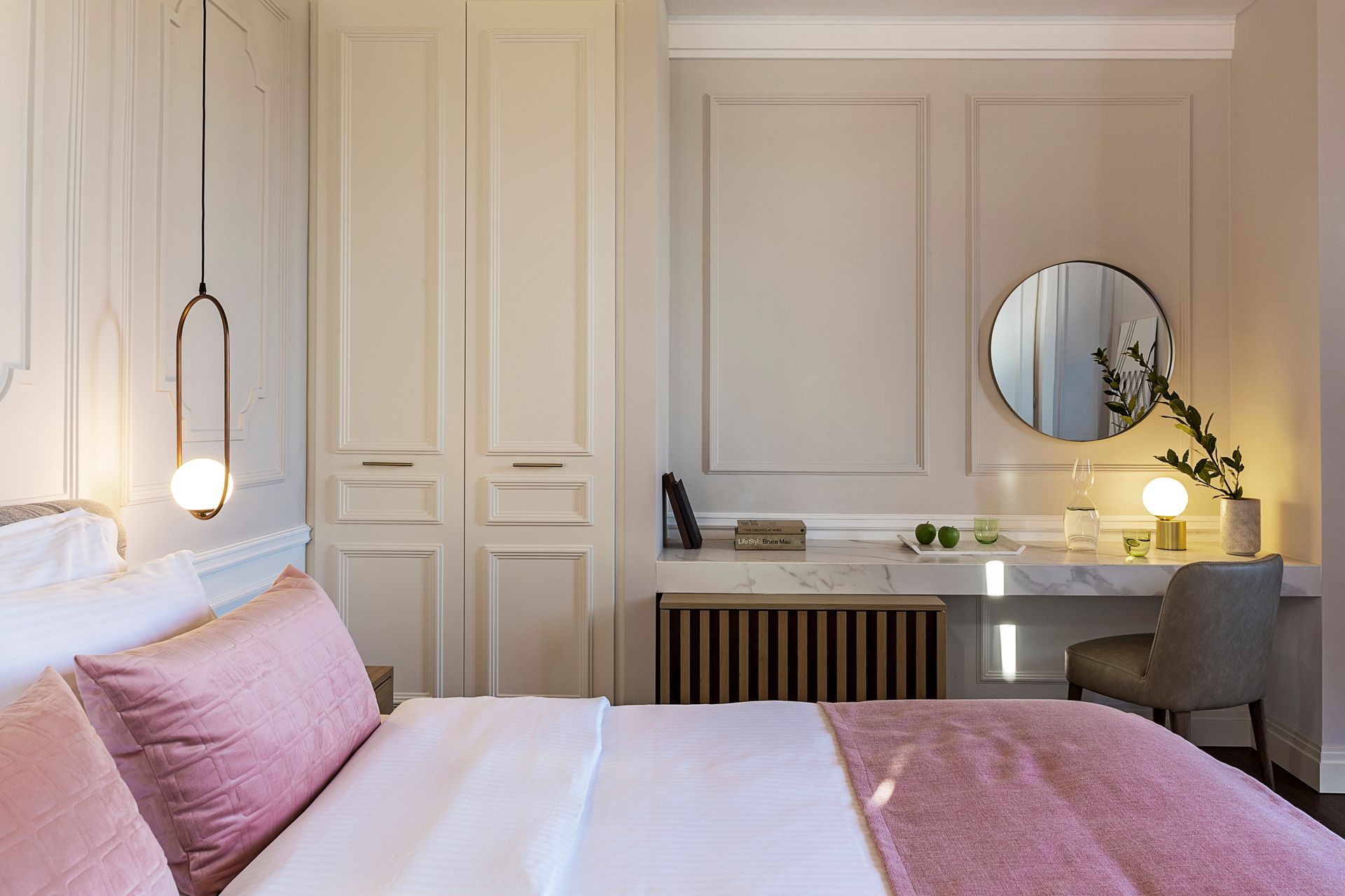 Iconic Suite with Acropolis View &amp; Private Jacuzzi