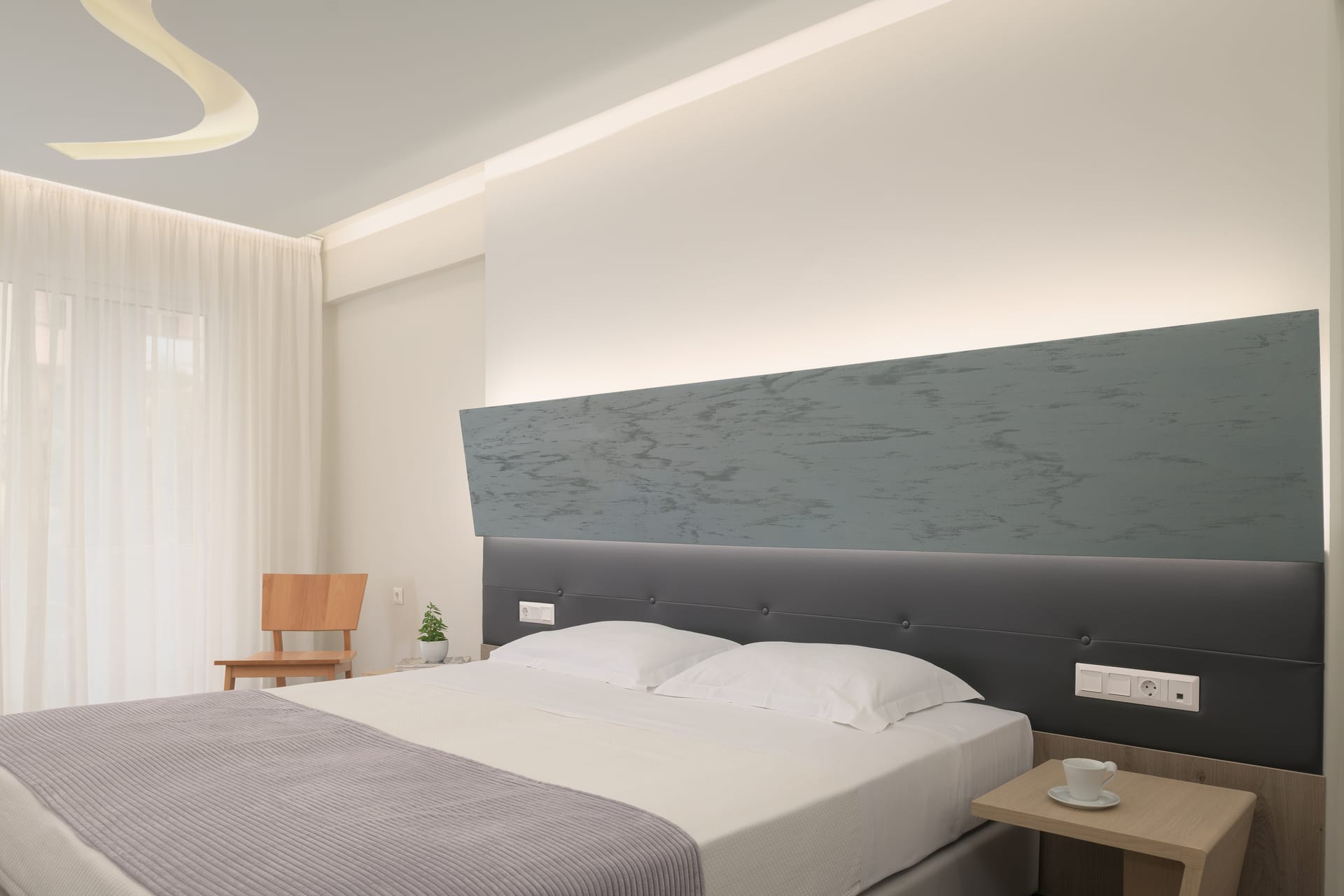 Essential Room