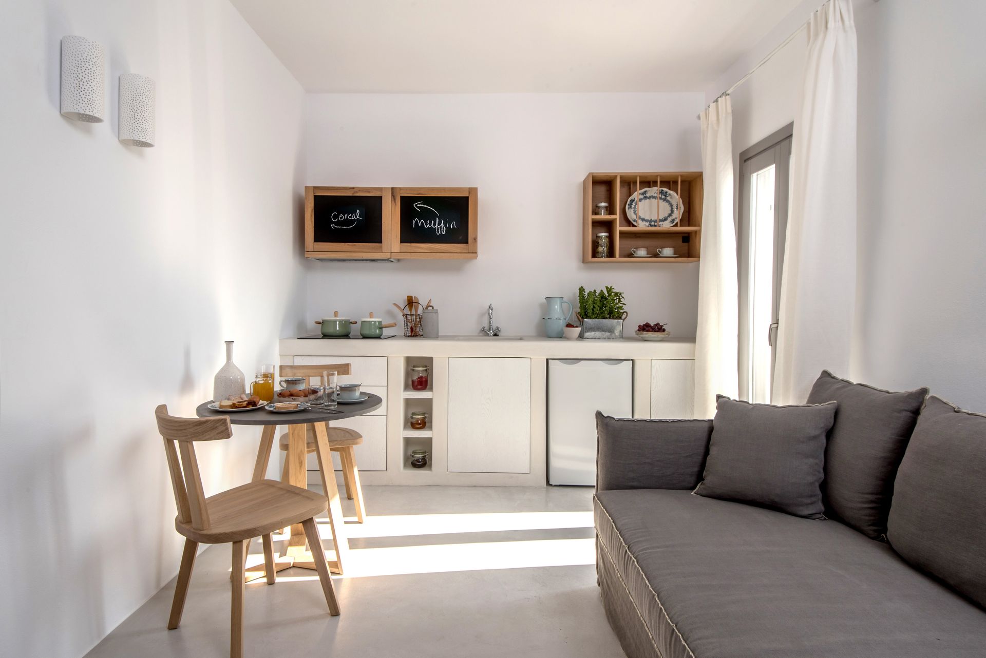 Suite Seven