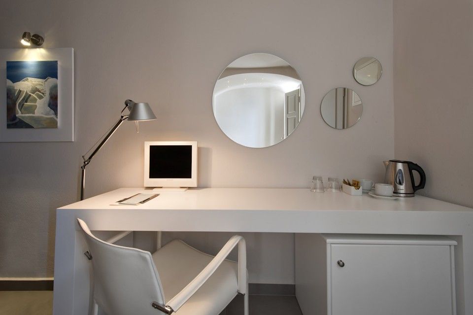 Junior Suite with Caldera and Sunset view