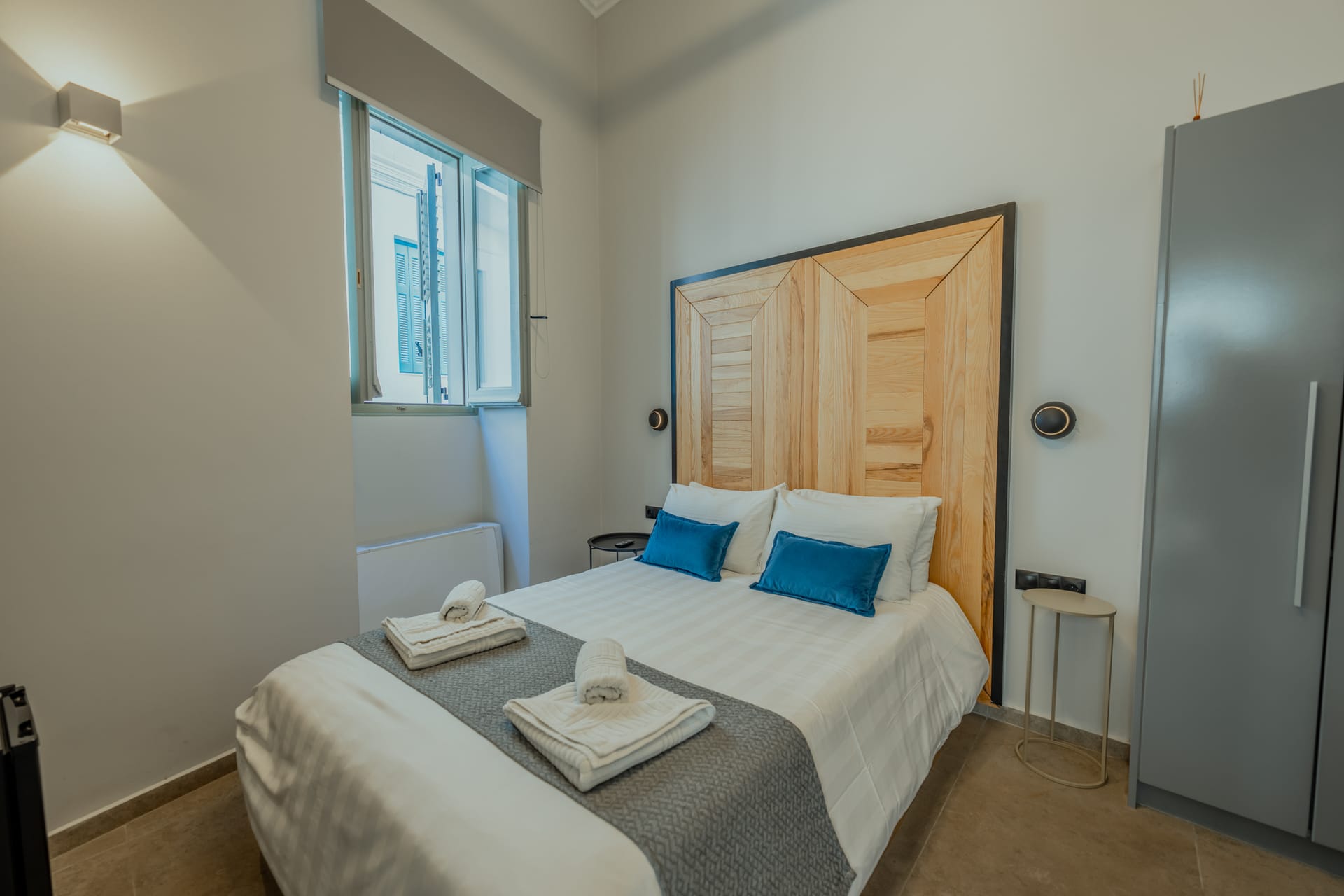 Classic Room (No. 1)