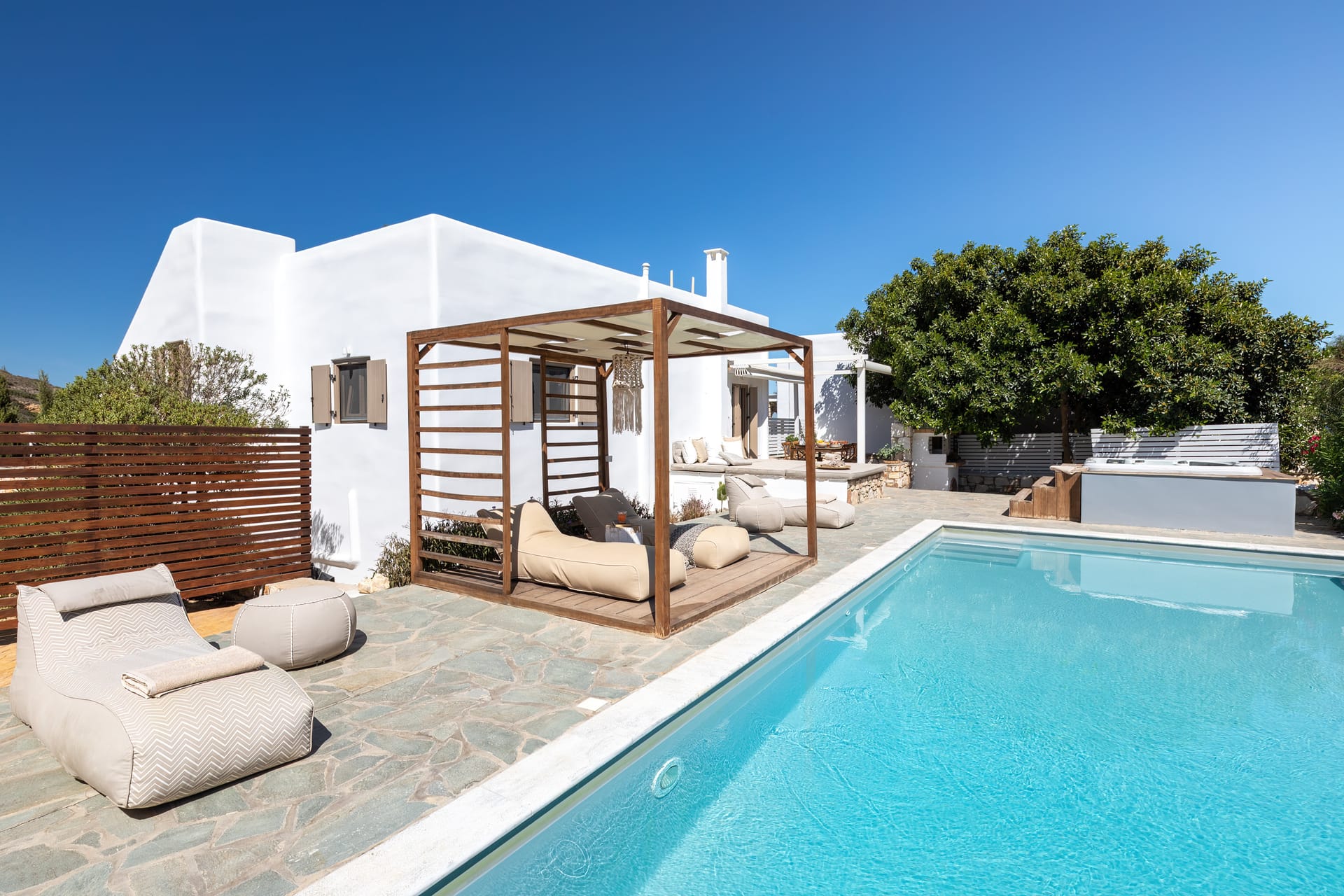 Aiolos | Private Pool &  Jacuzzi Villa