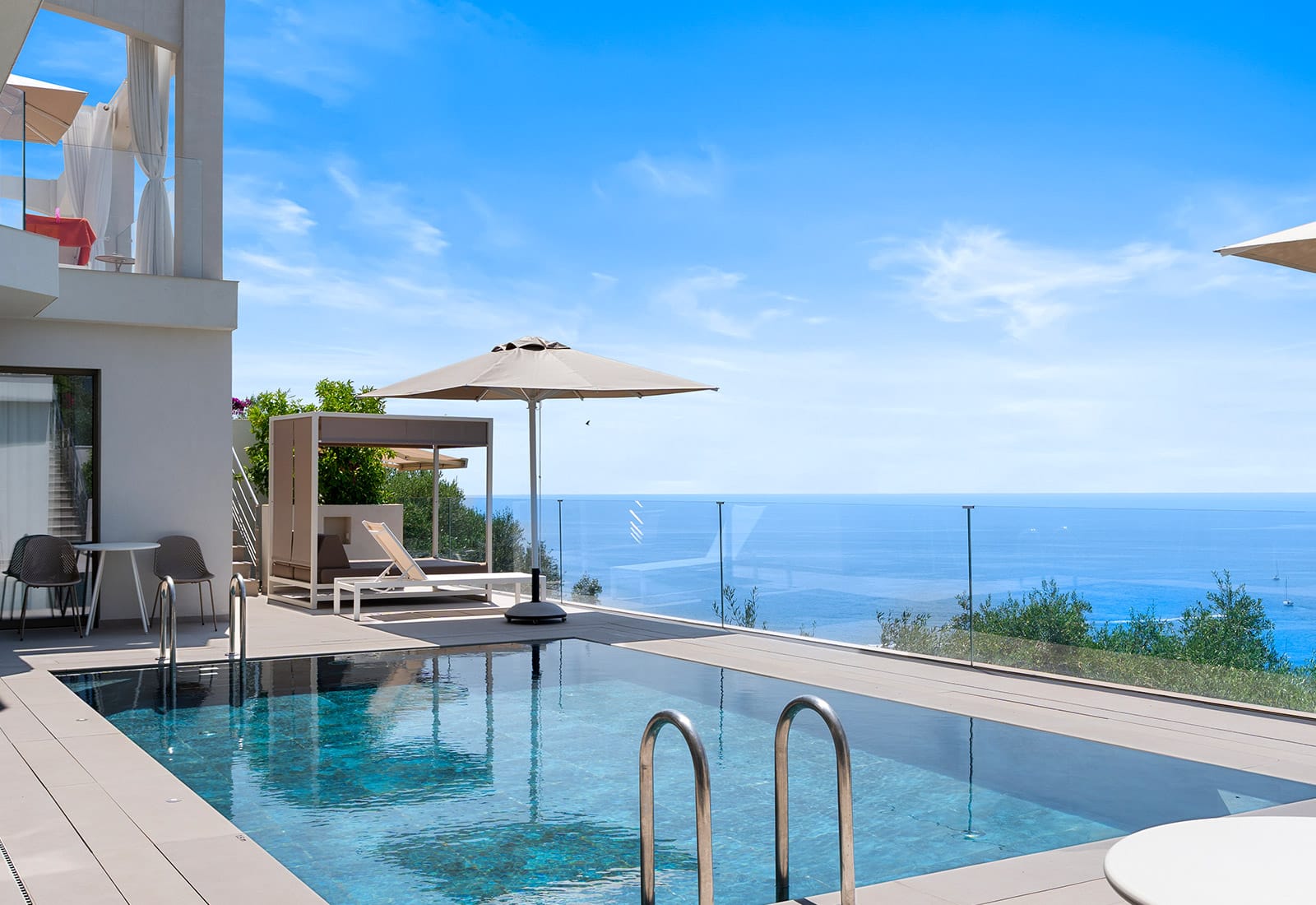Deluxe Suite with Sea View