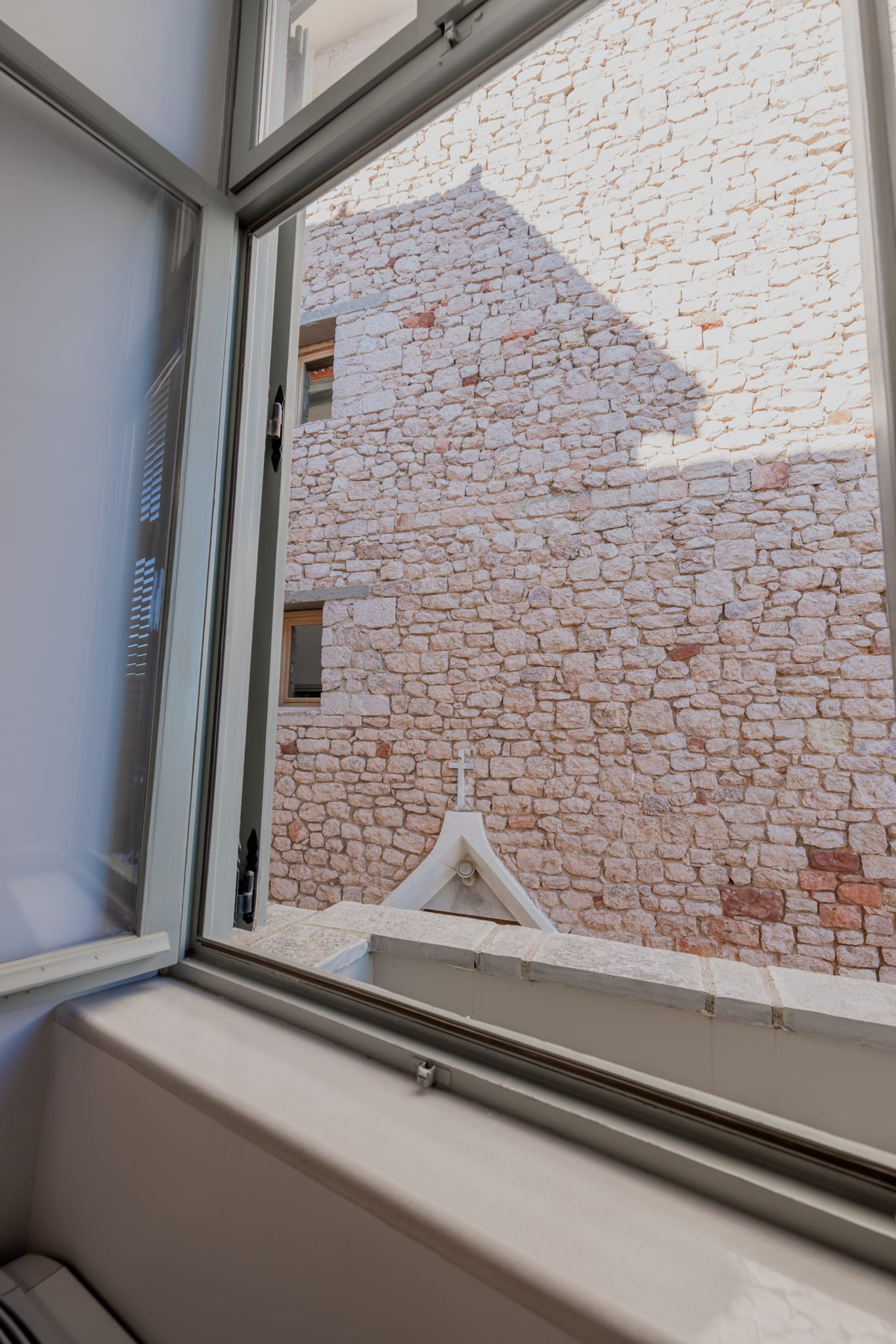 Supreme Room (No. 3)