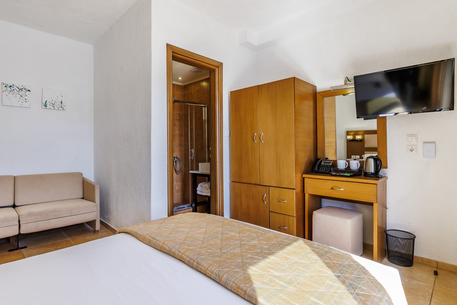 Double Room Ground Floor Sea View (13-15m²)