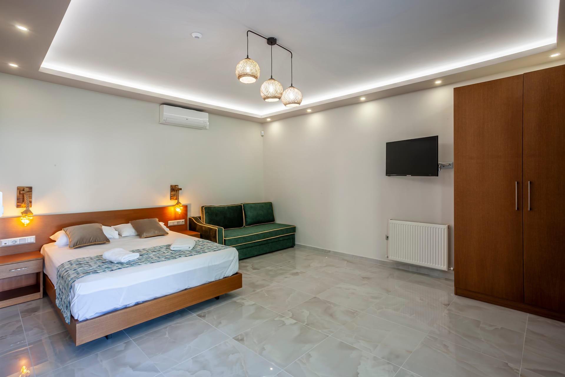 Olia: luxury Suite Pool view 7