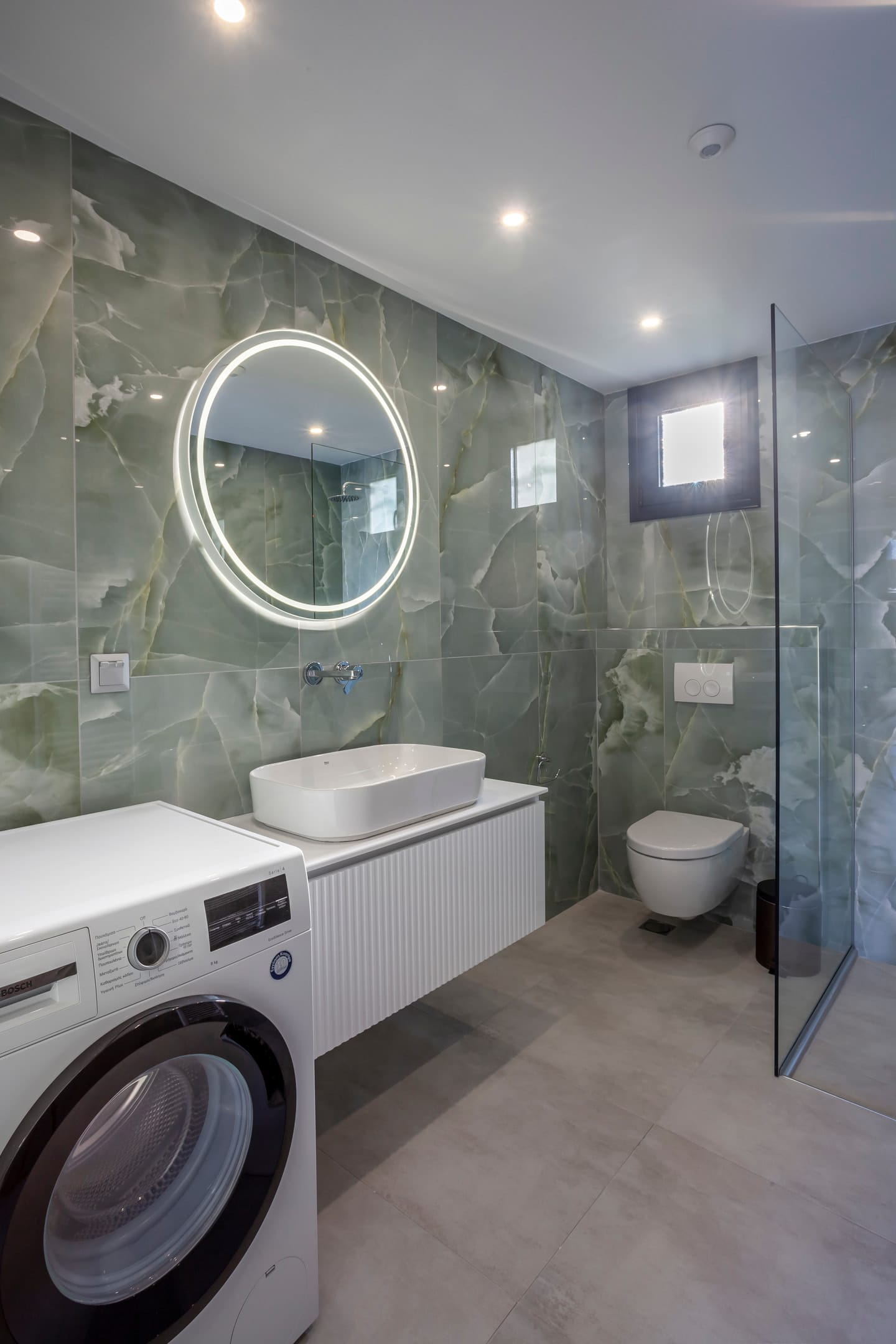 Olia: Family luxury Suite Pool view 8