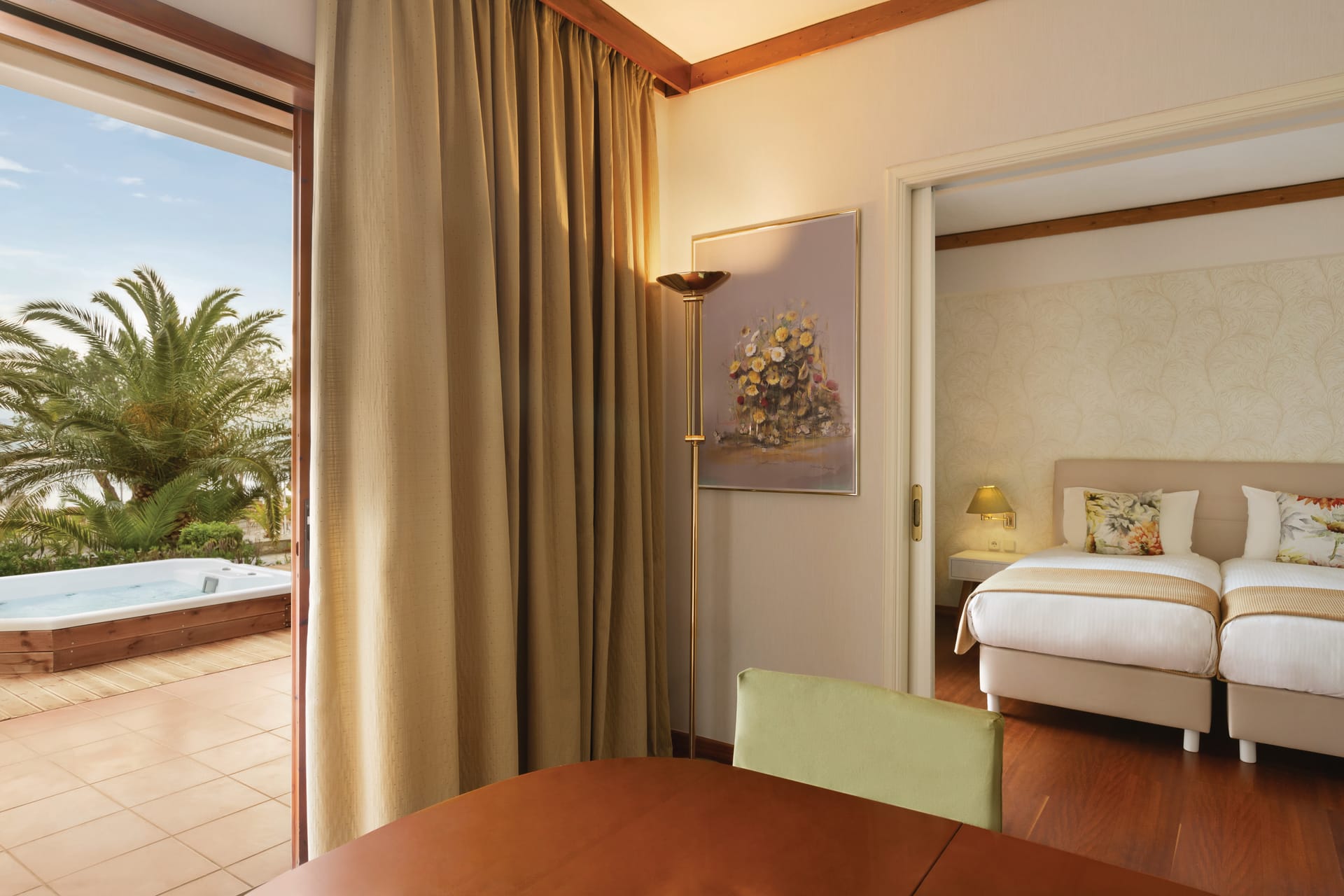 Family two-bedroom Suite Sea Front