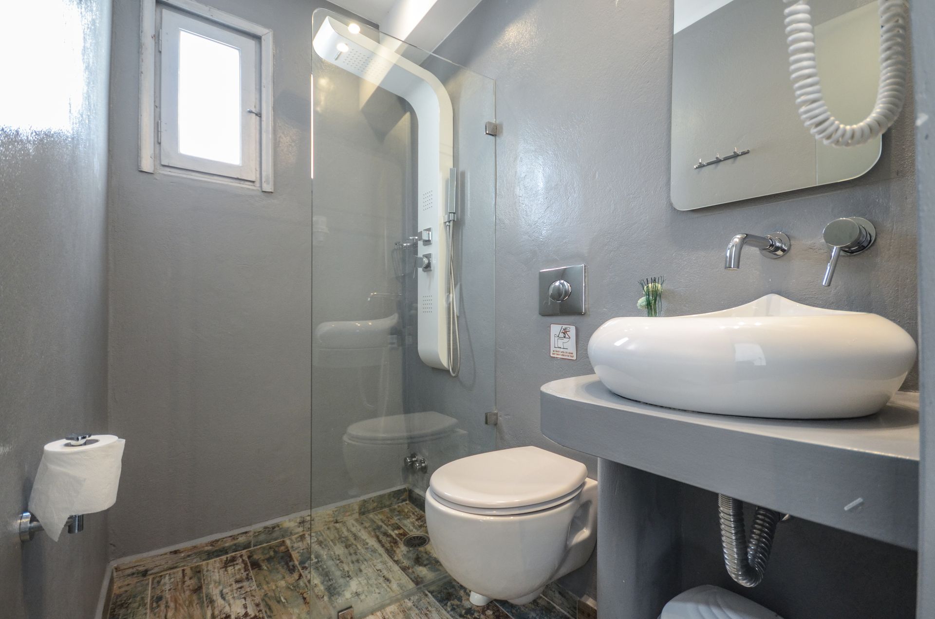 Depis Suites - Quadruple Studio