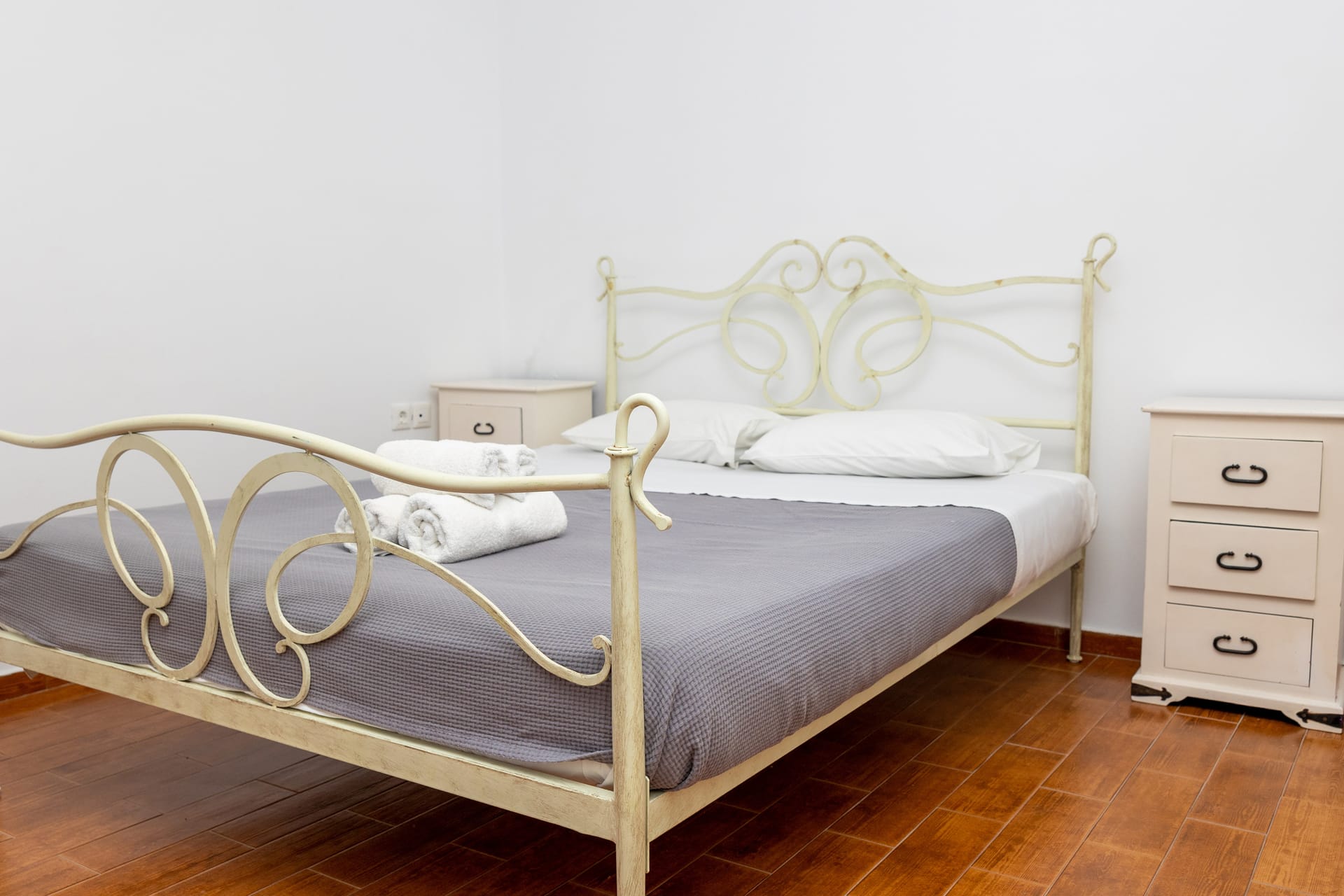 Depis Apartments - Apartment Two Bedroom