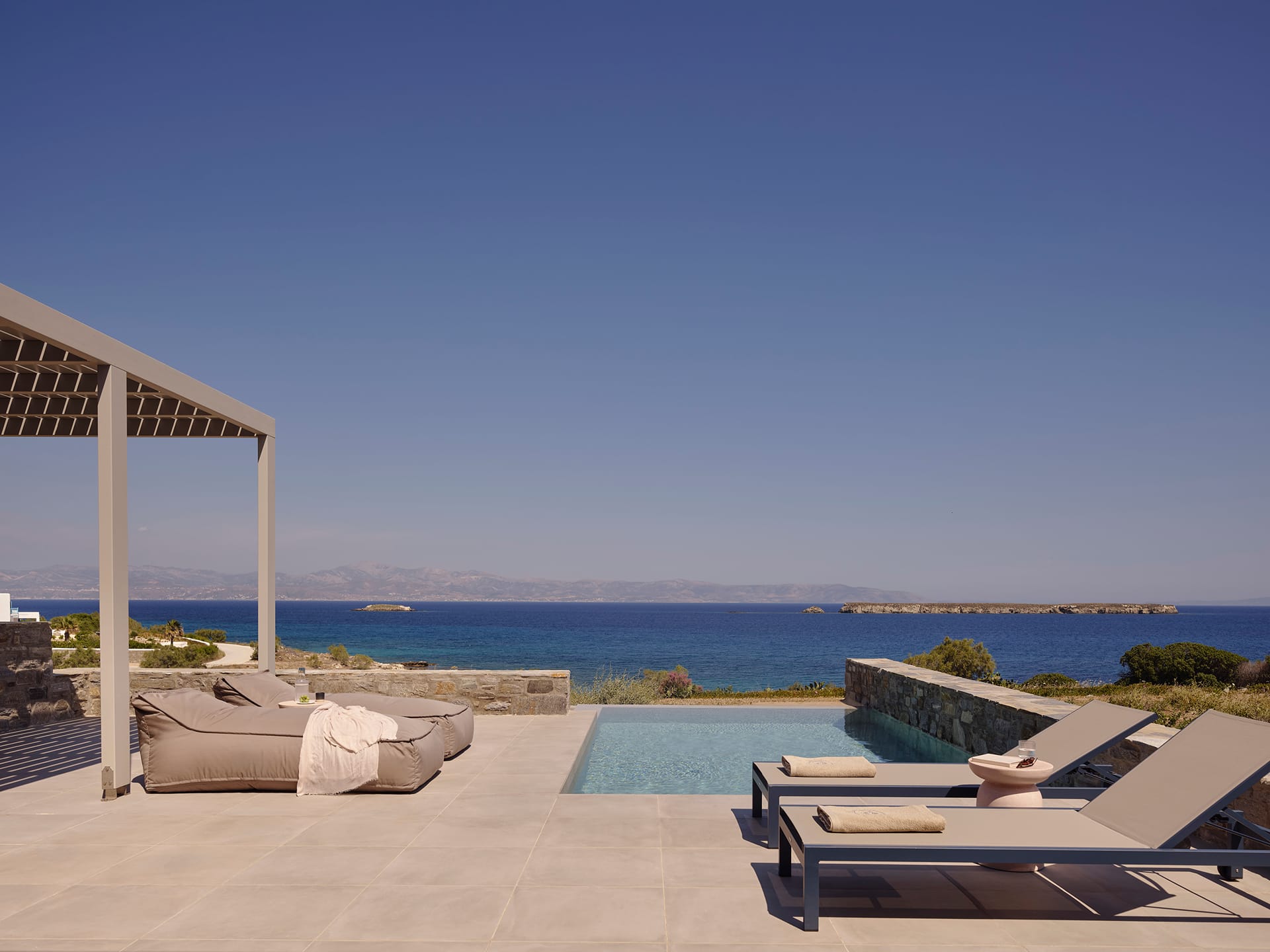 Grand Suite sea view private pool