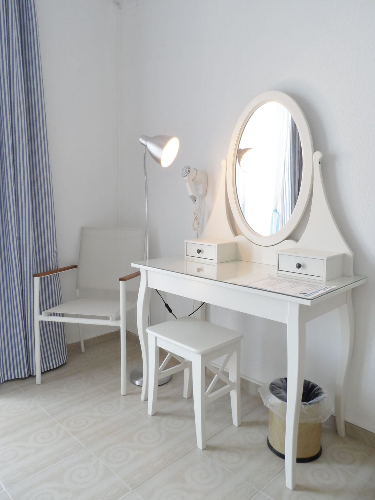 Studio with Seaview (2 Adults)