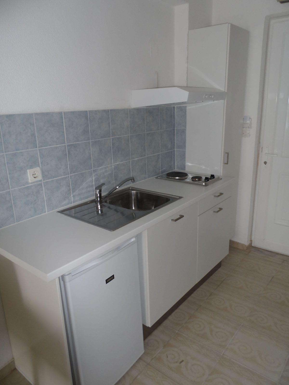 Studio with Seaview (2 Adults)