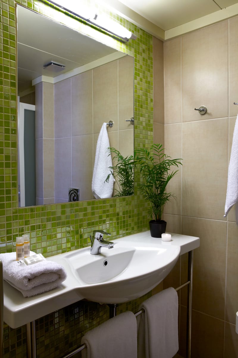 Triple Room with Side Sea View 22m²