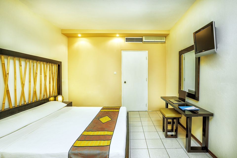 Family Room 1-Bedroom Garden View