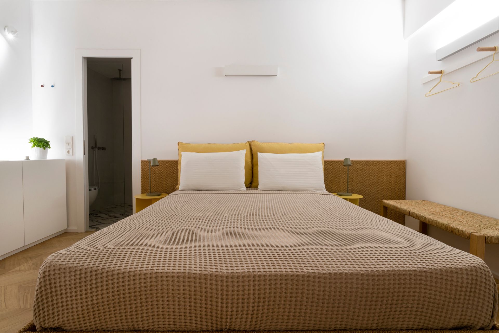 Deluxe Double Room with Side Sea View