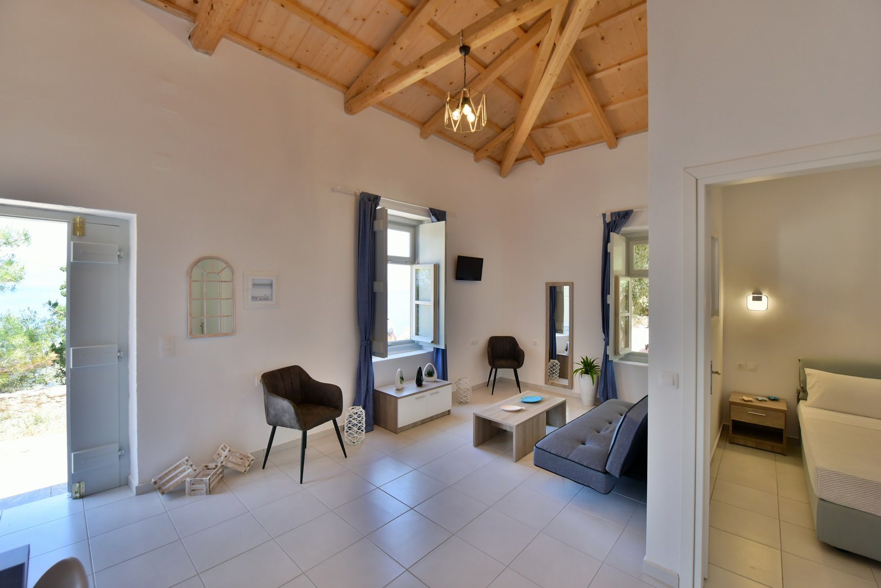 Annex Beach House Apartment 2