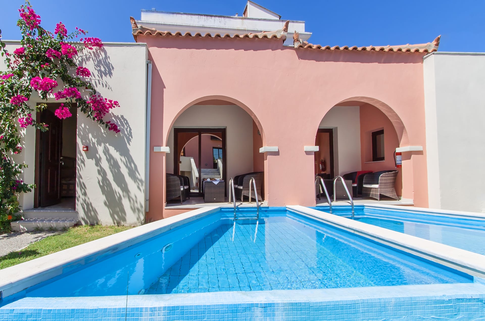 Two Bedroom Apartment Plunge Pool