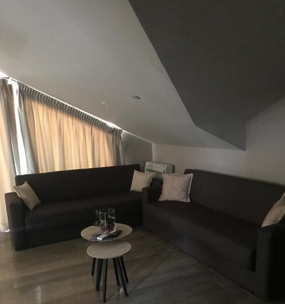 Deluxe Suite with Jacuzzi