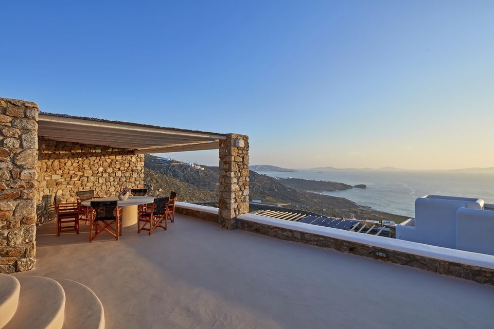 Pasiphae II Villa