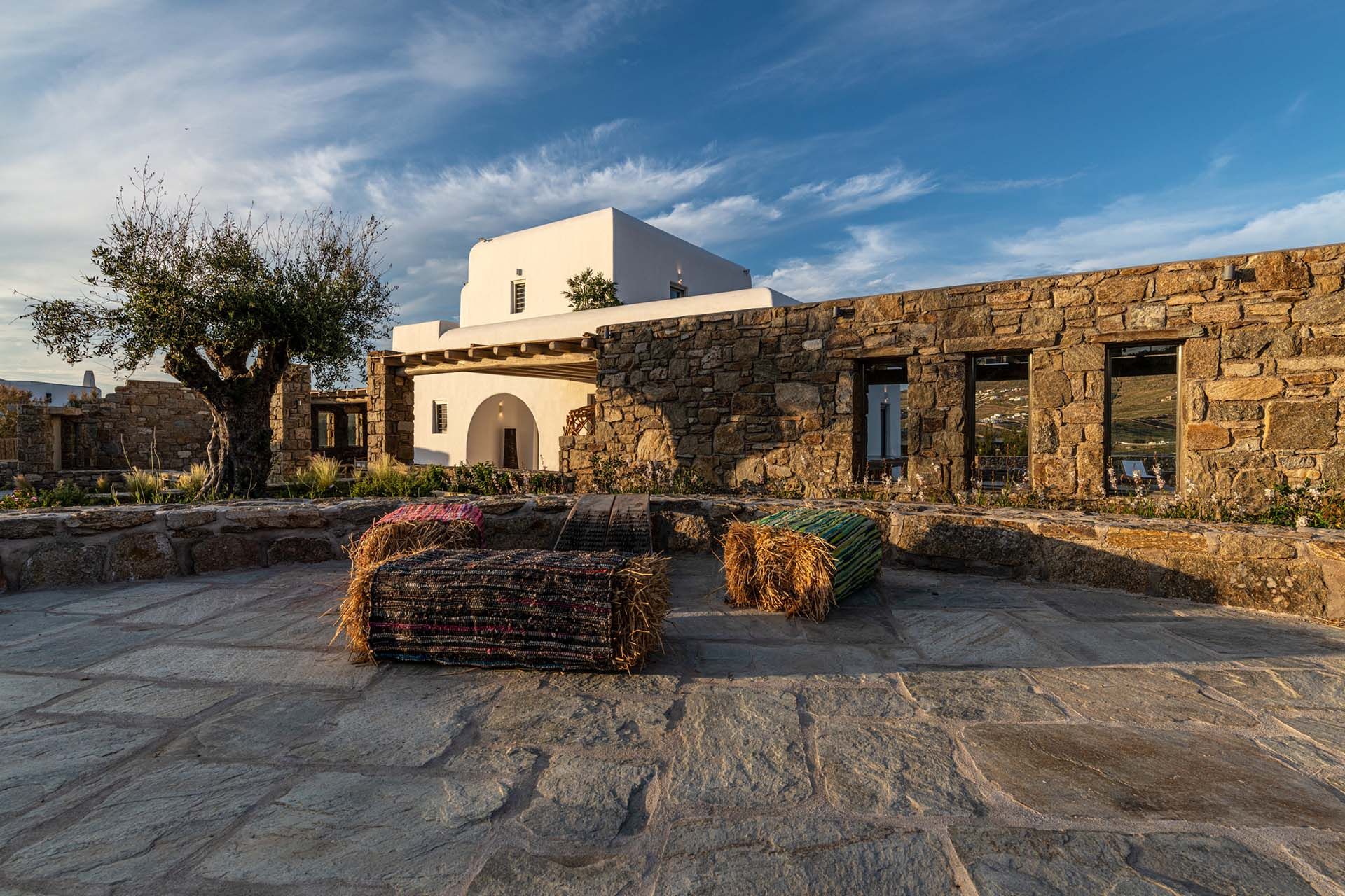 Jolie Villa