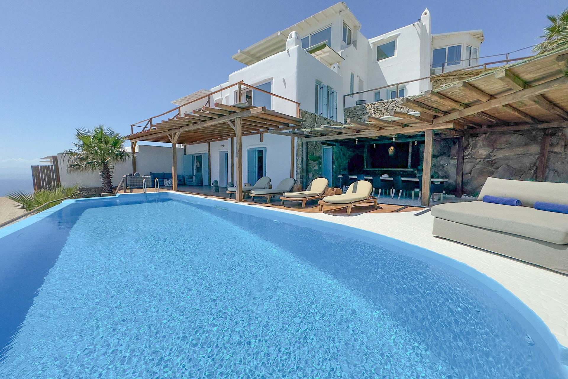 Urania Villa