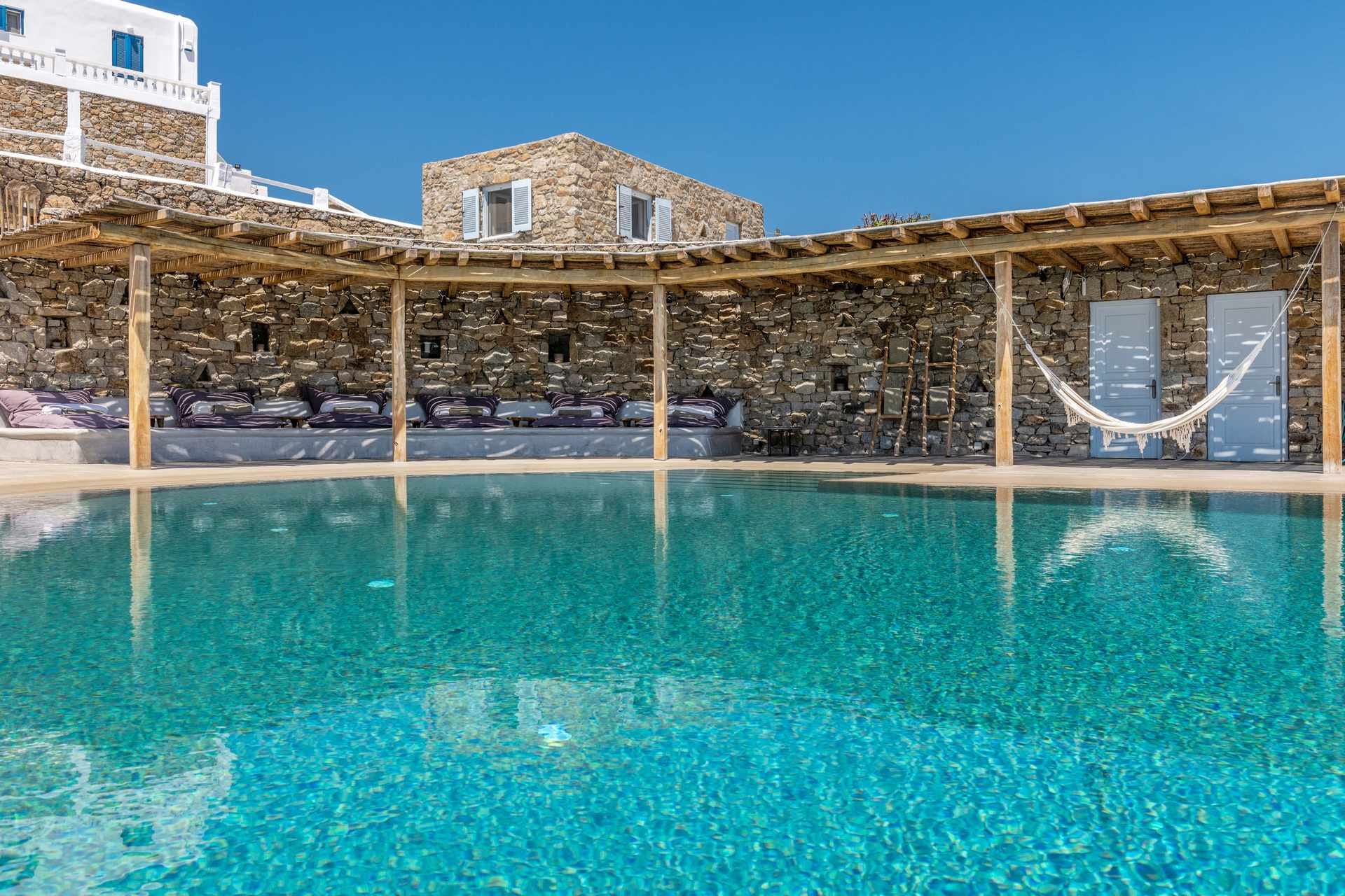 Enalio Villa