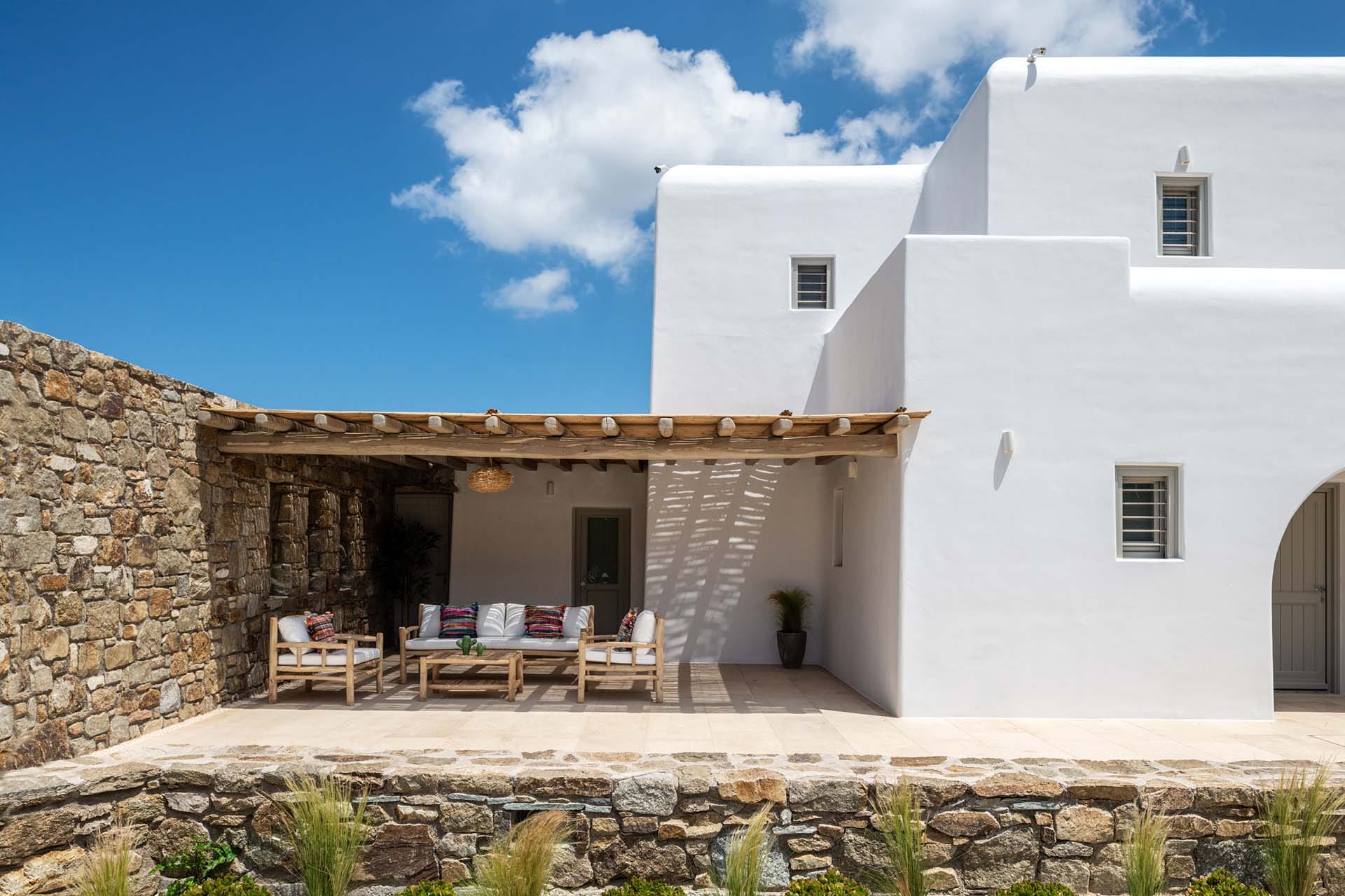 Adel Retreat Villa