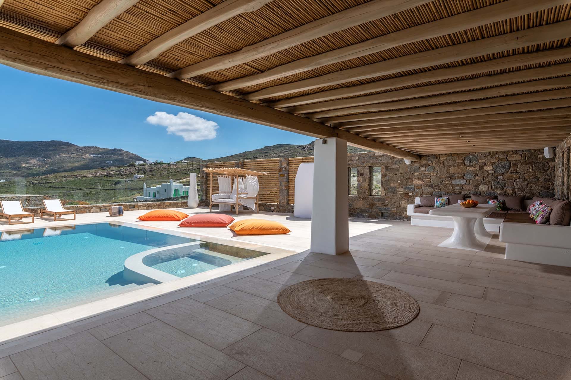 Adel Retreat Villa