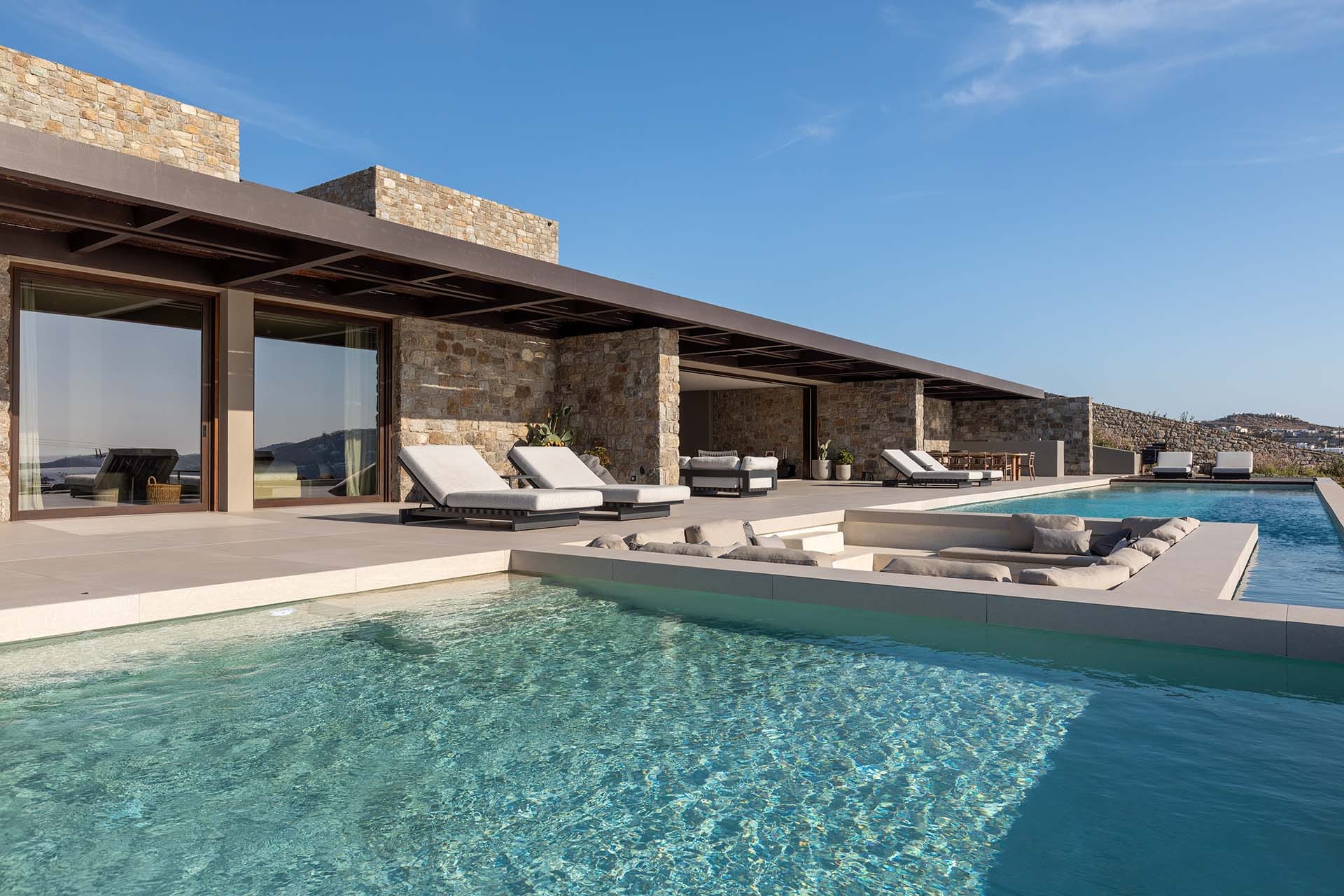 Nayomi Villa