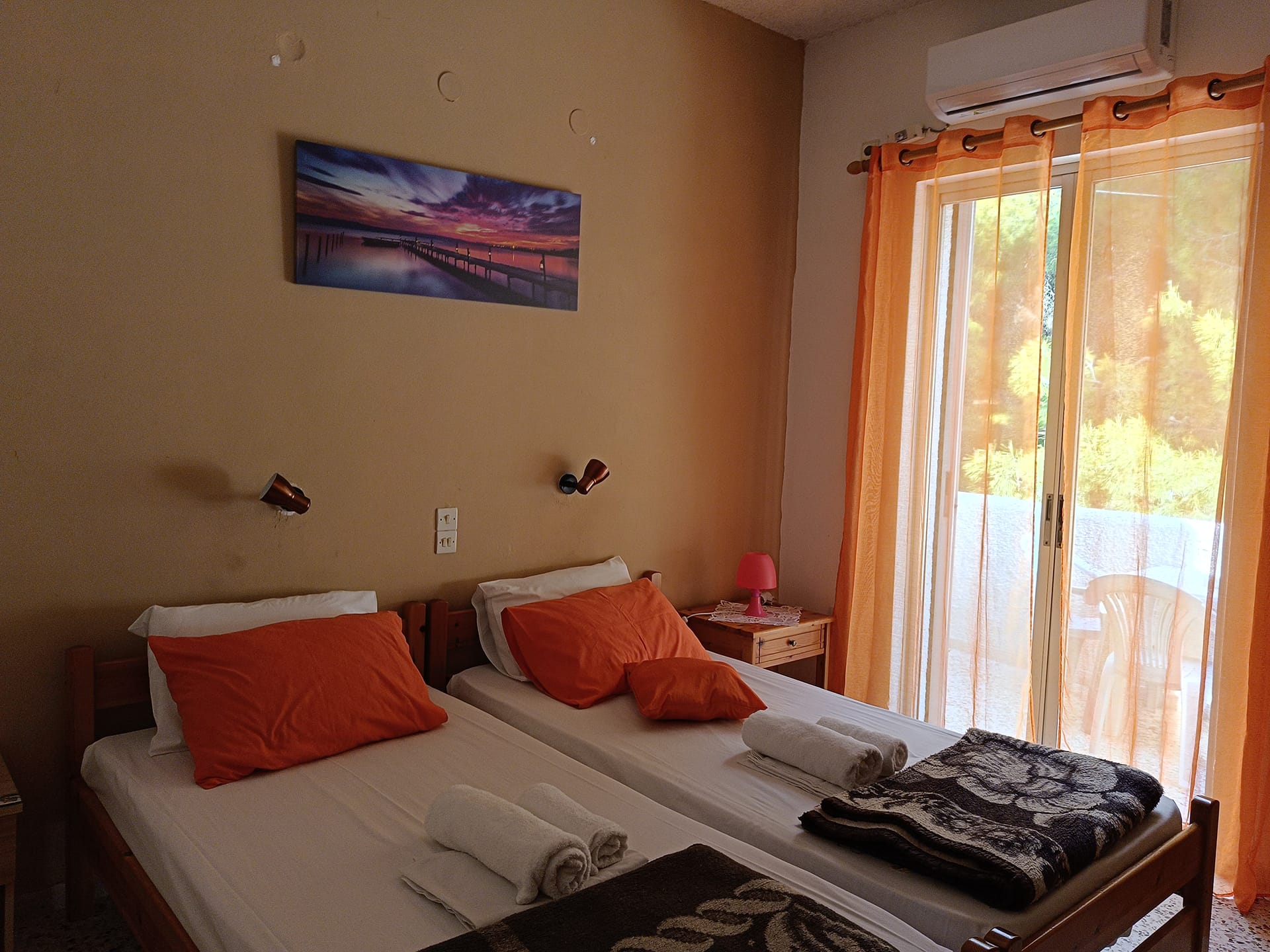 Economy One-Bedroom Apartment 