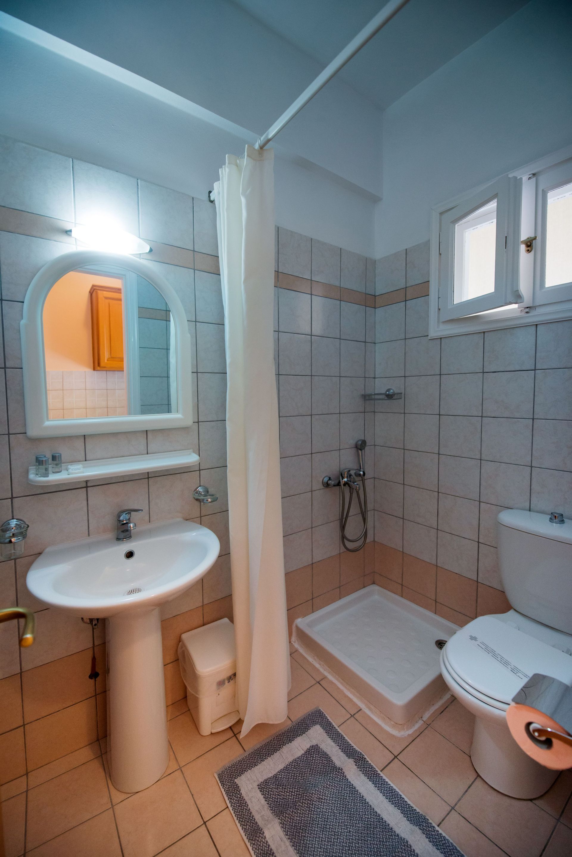 Triple Room Sea View