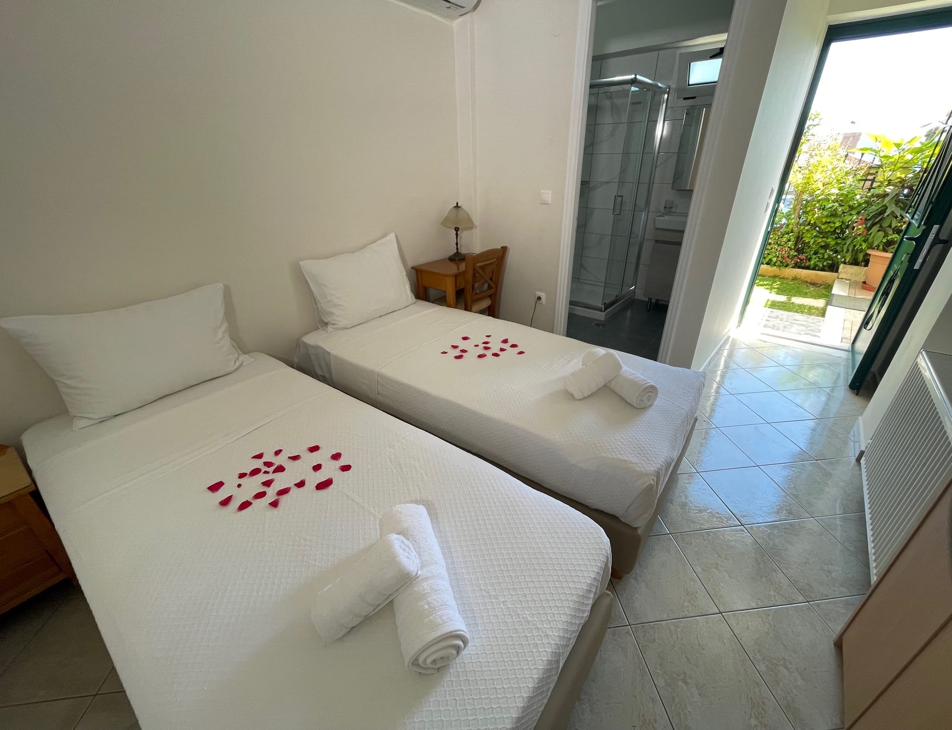 Economy Twin Ground Floor