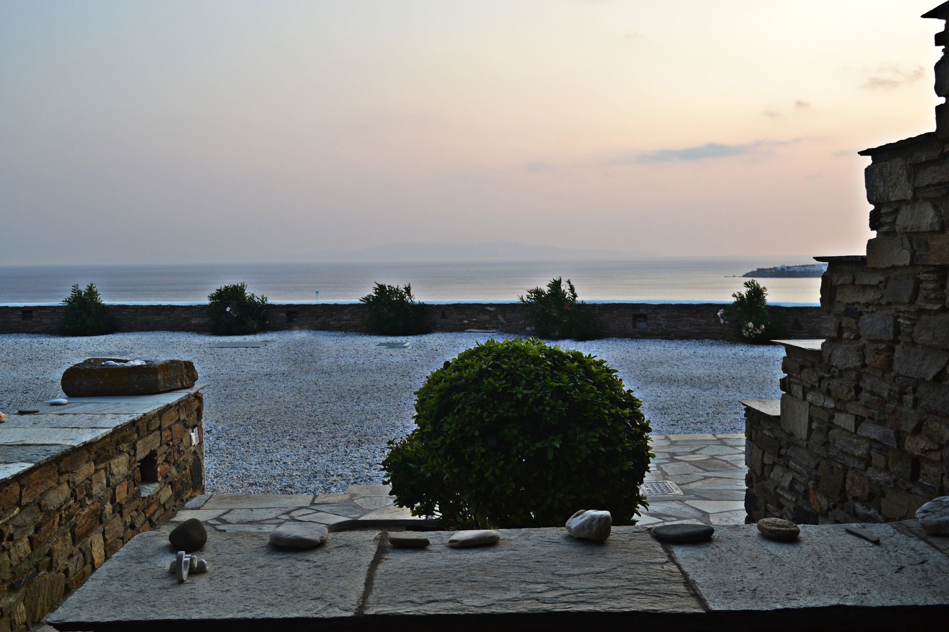 Quadrable Apartment with Sea View