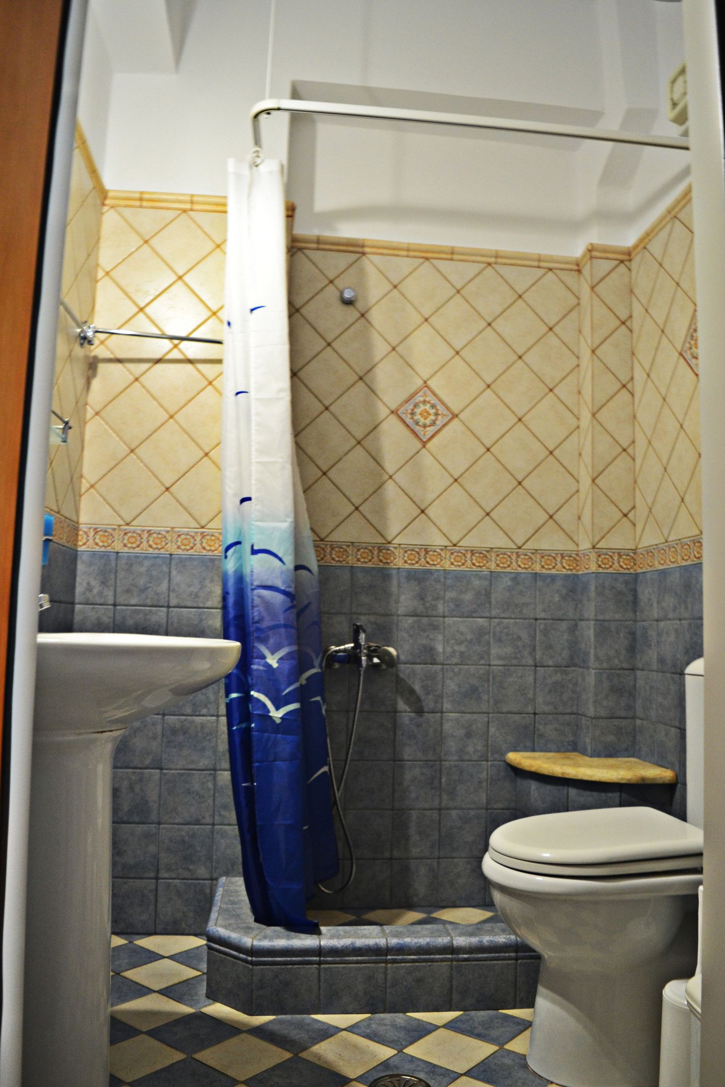 Quadrable Apartment with Sea View