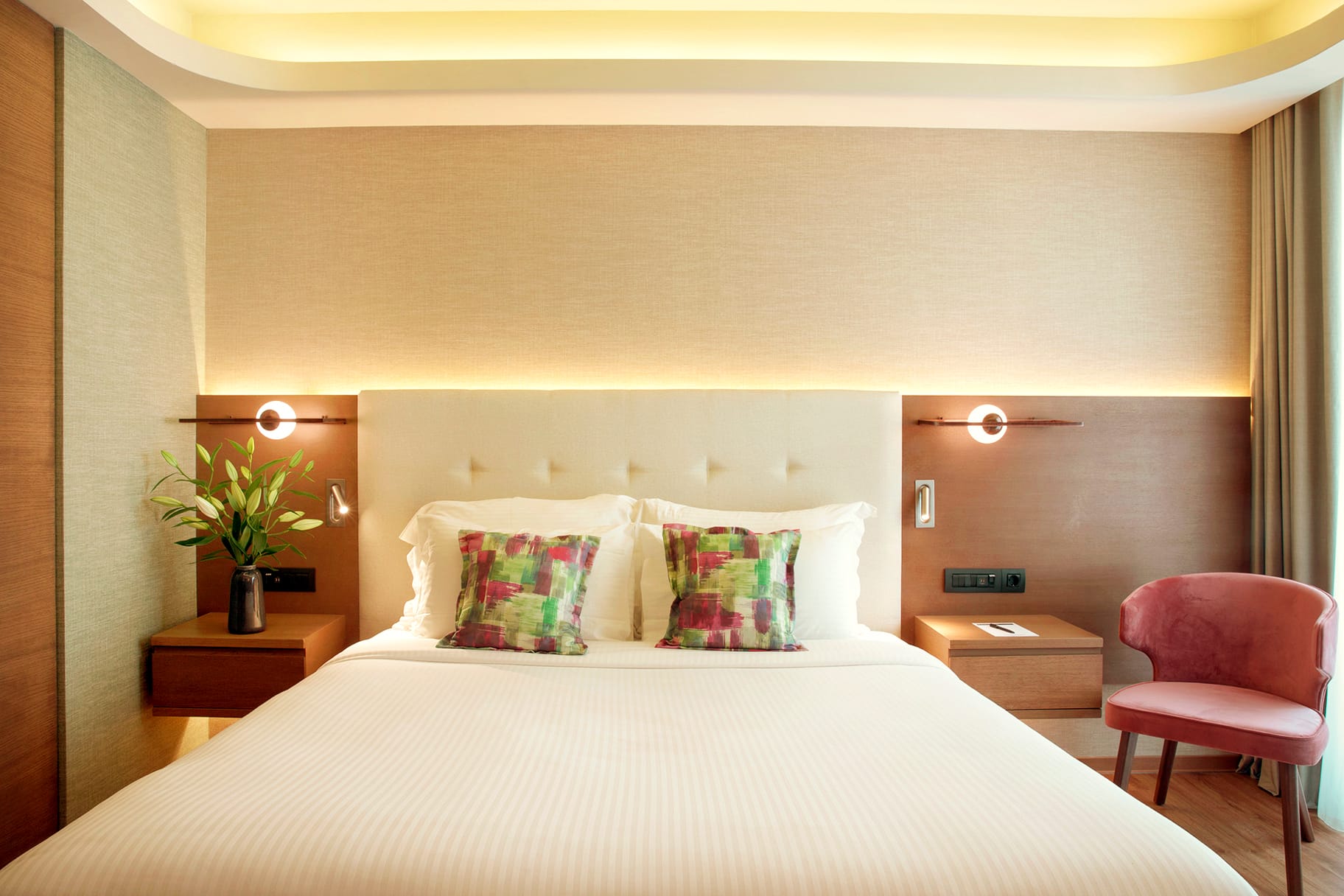 Superior Twin Room Atrium View