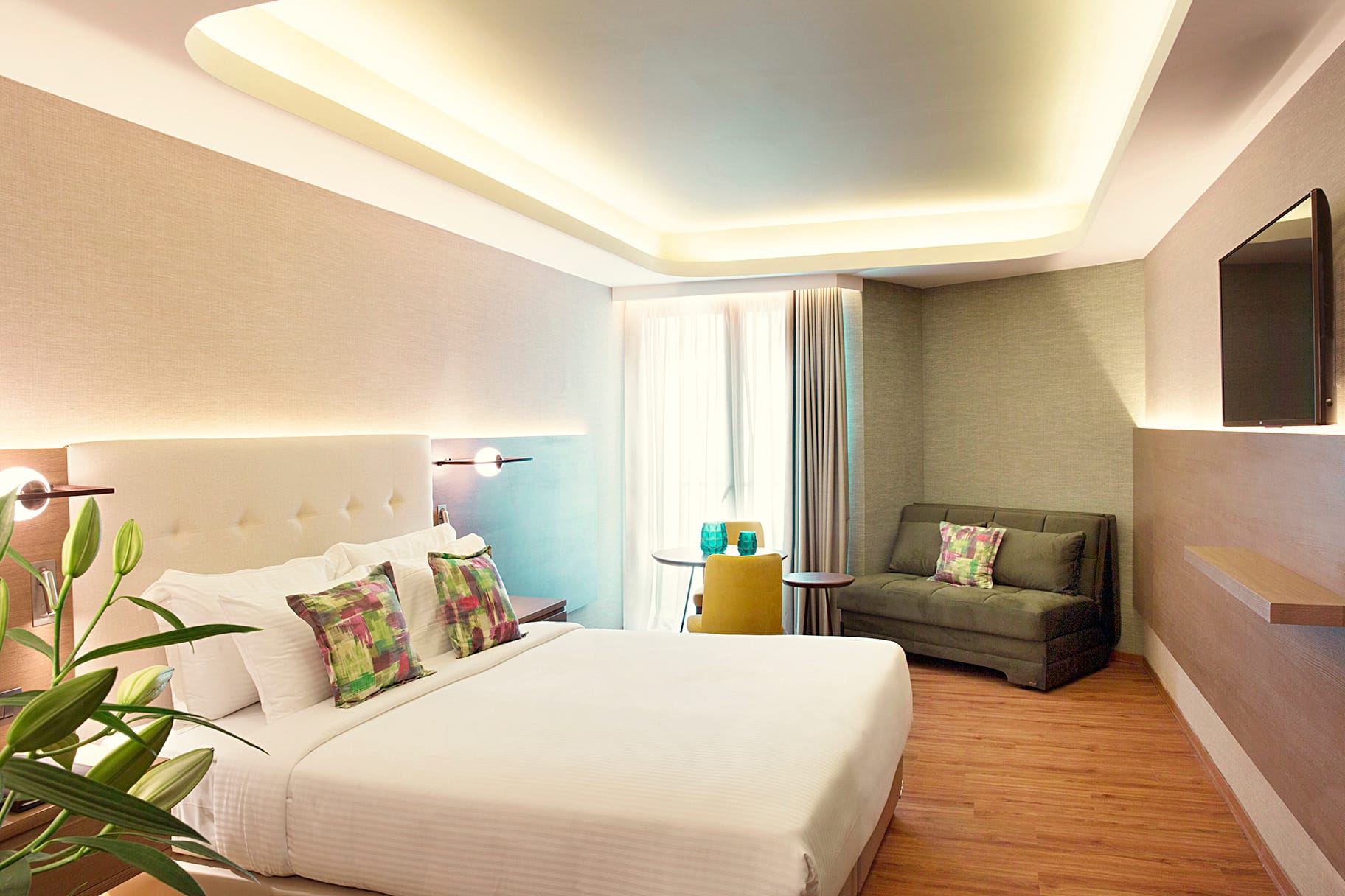 Junior Suite Atrium View