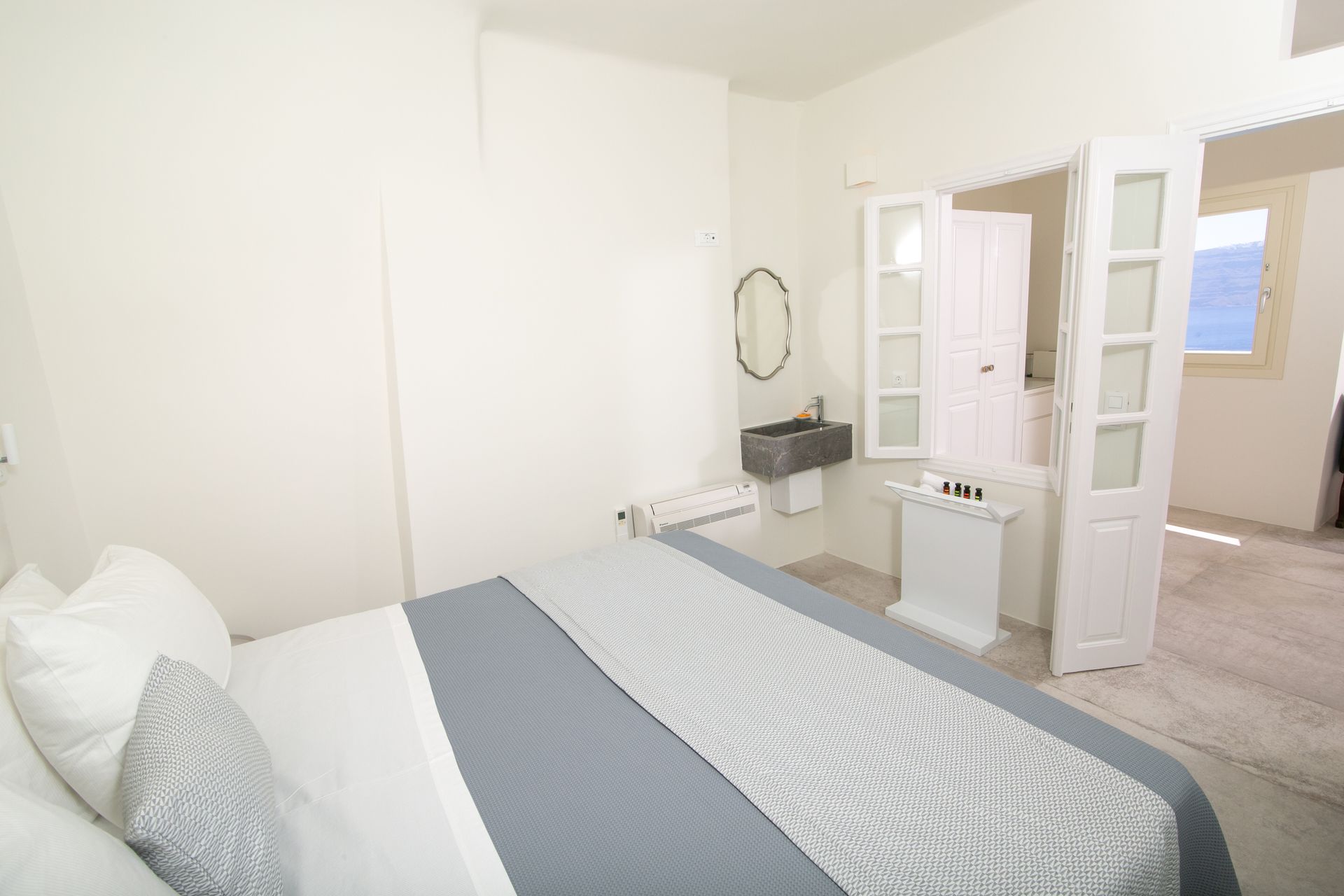 Two Bedroom Villa with Outdoor Hot Tub [Spyros | Demi]